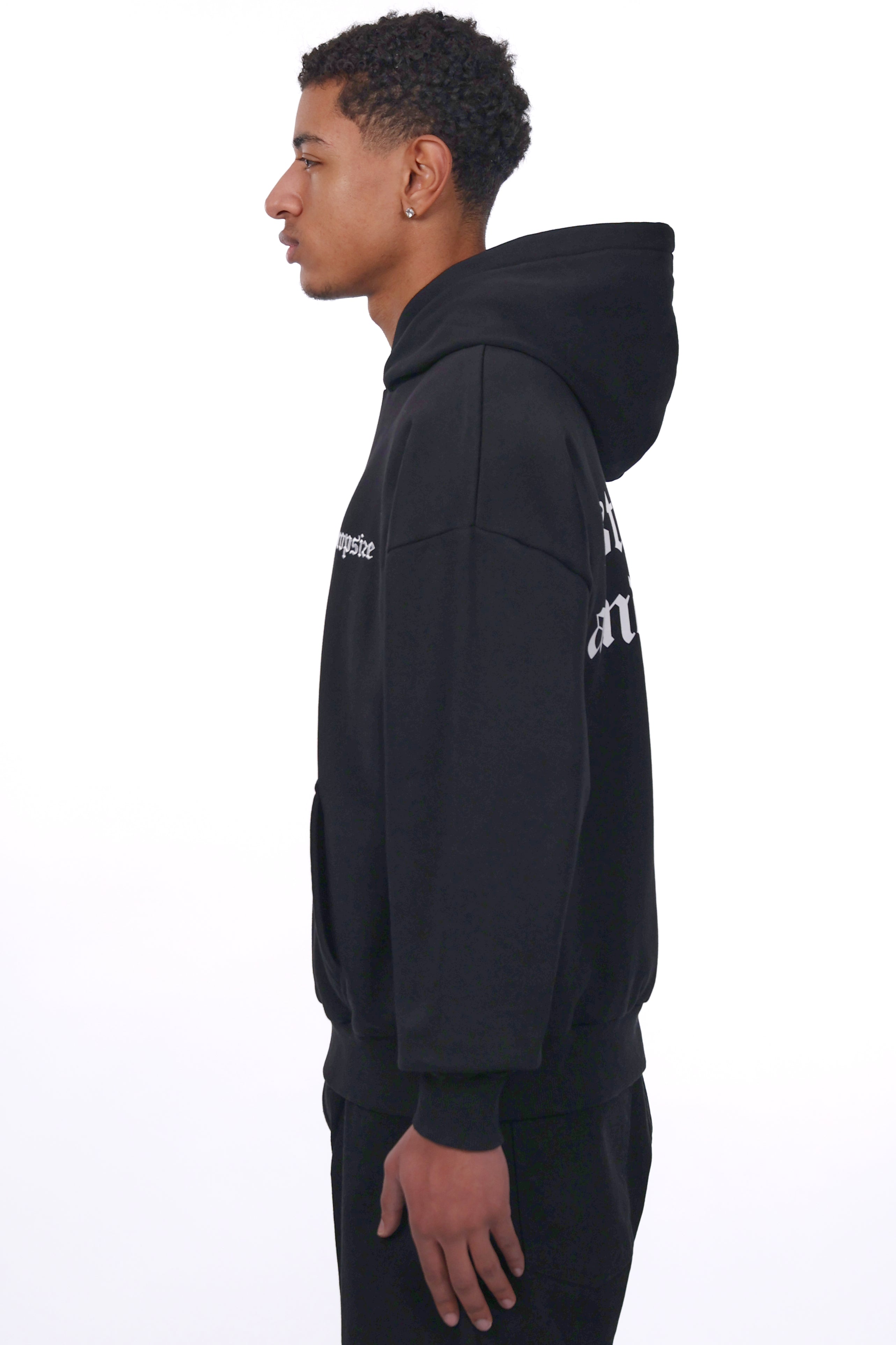 HEAVY OVERSIZE STAY STRONG HOODIE BLACK