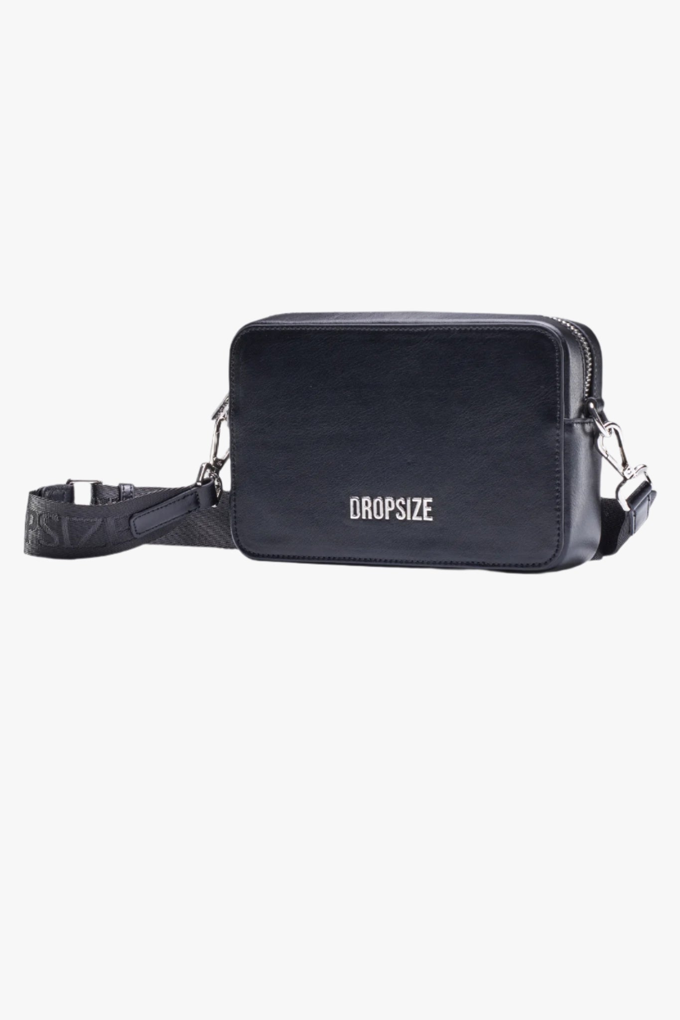 ESSENTIALS SHOULDER BAG BLACK