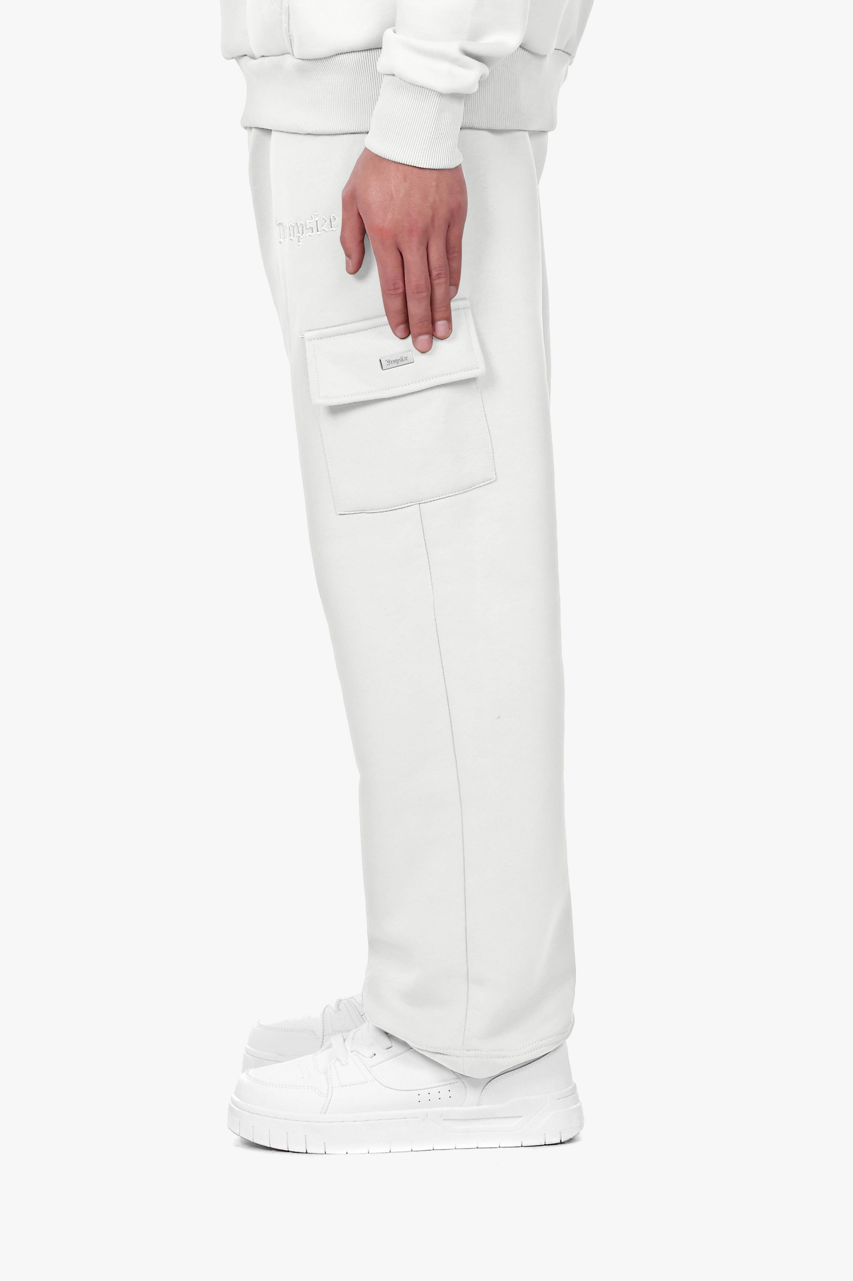 CARGO LOOSE FIT SWEATPANTS CREAM WHITE