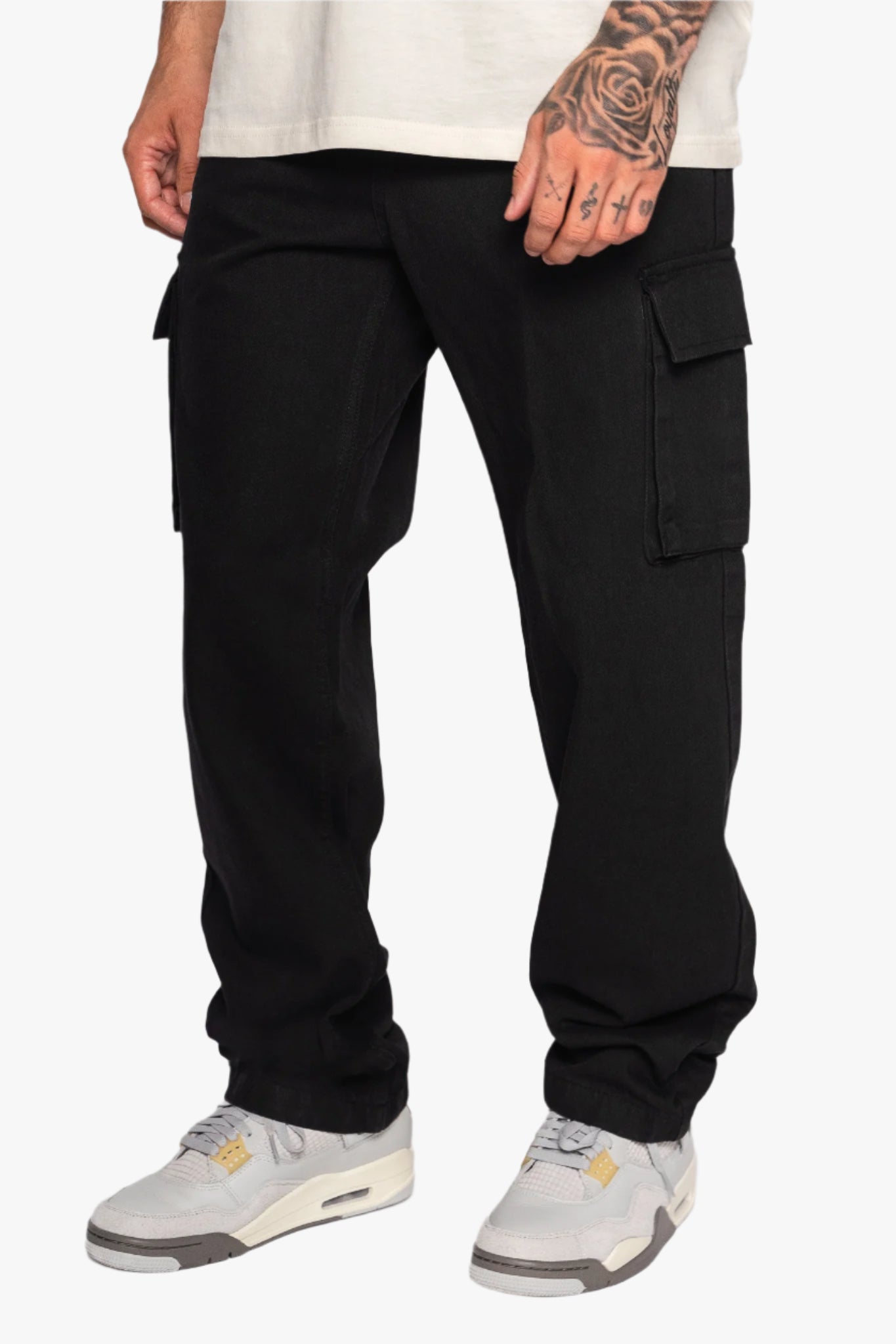 V2 CARGO JEANS SINGLE POCKET BLACK