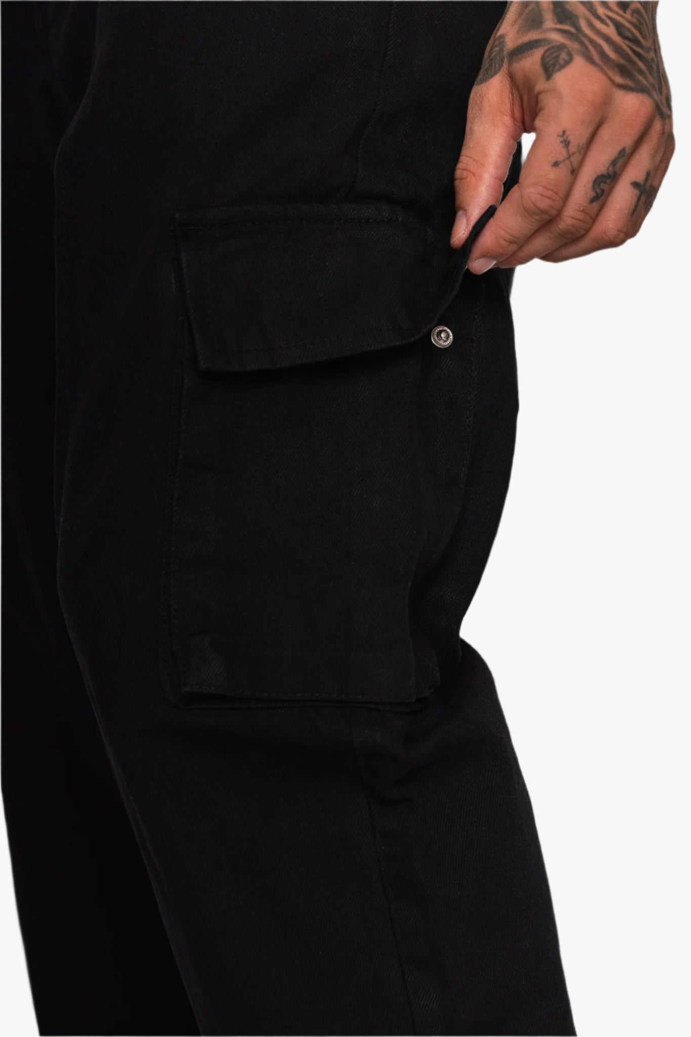 V2 CARGO JEANS SINGLE POCKET BLACK