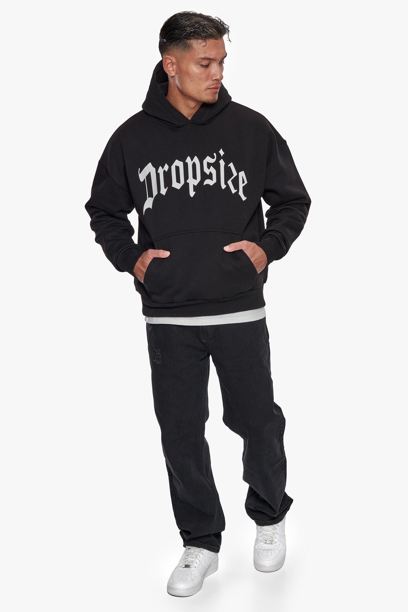 HEAVY LOGO DESIGN HOODIE BLACK
