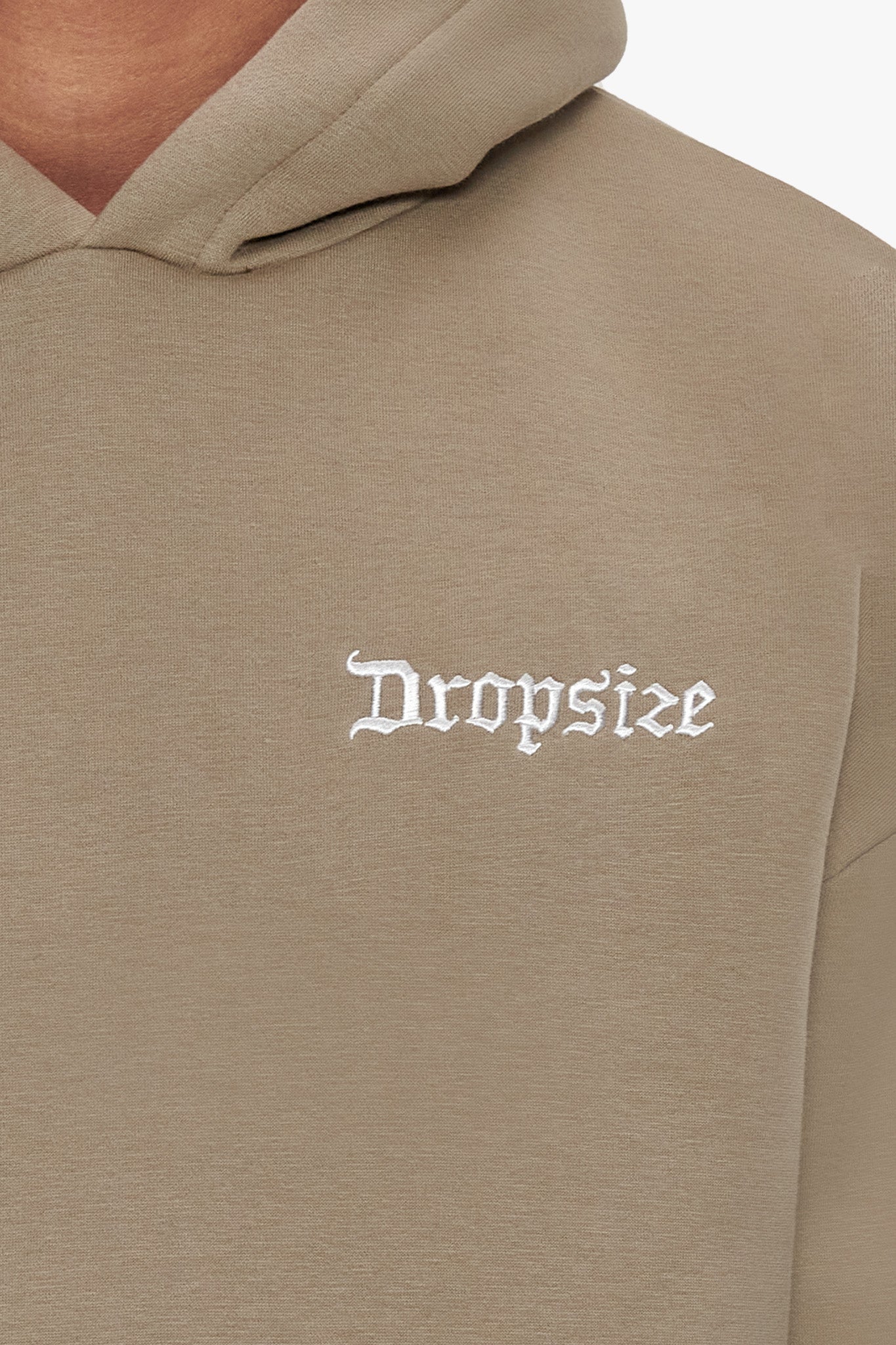 HEAVY OVERSIZE EMBO HOODIE WEATHERED TEAK