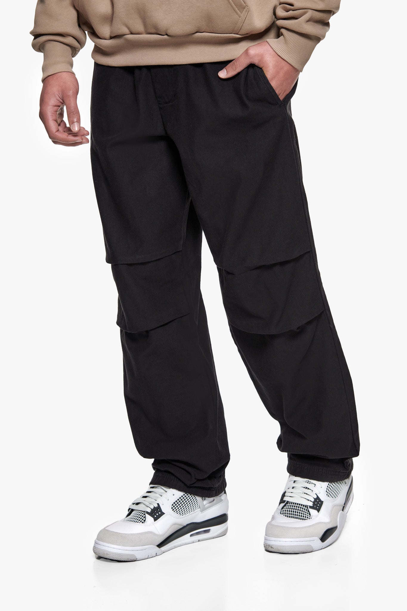 PARACHUTE PANT BLACK