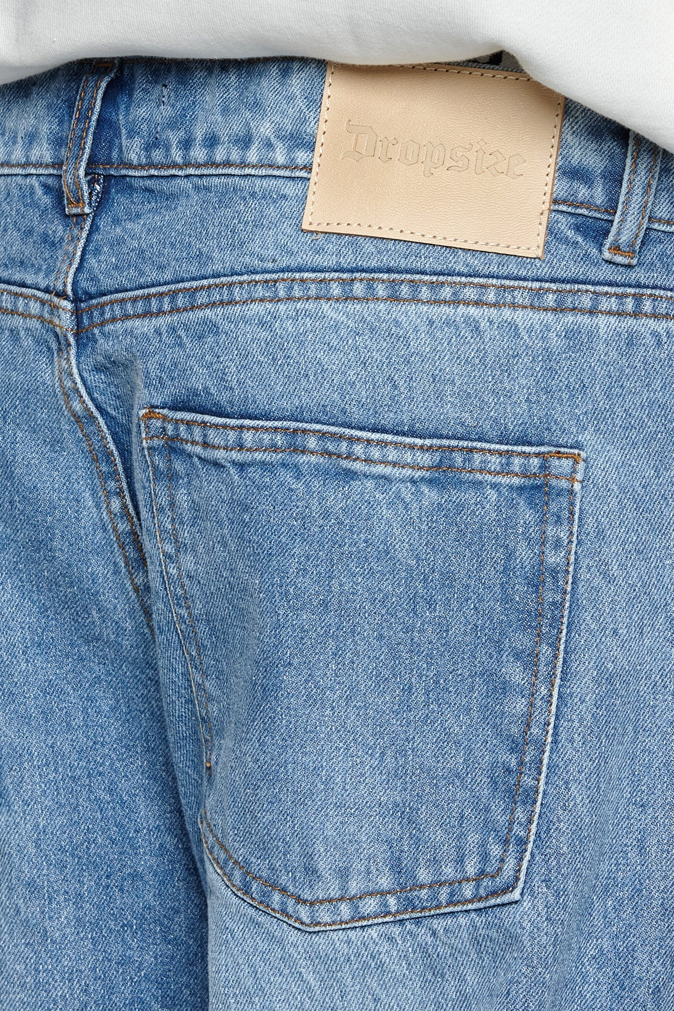 V4 LOOSE FIT JEANS LIGHT MID BLUE