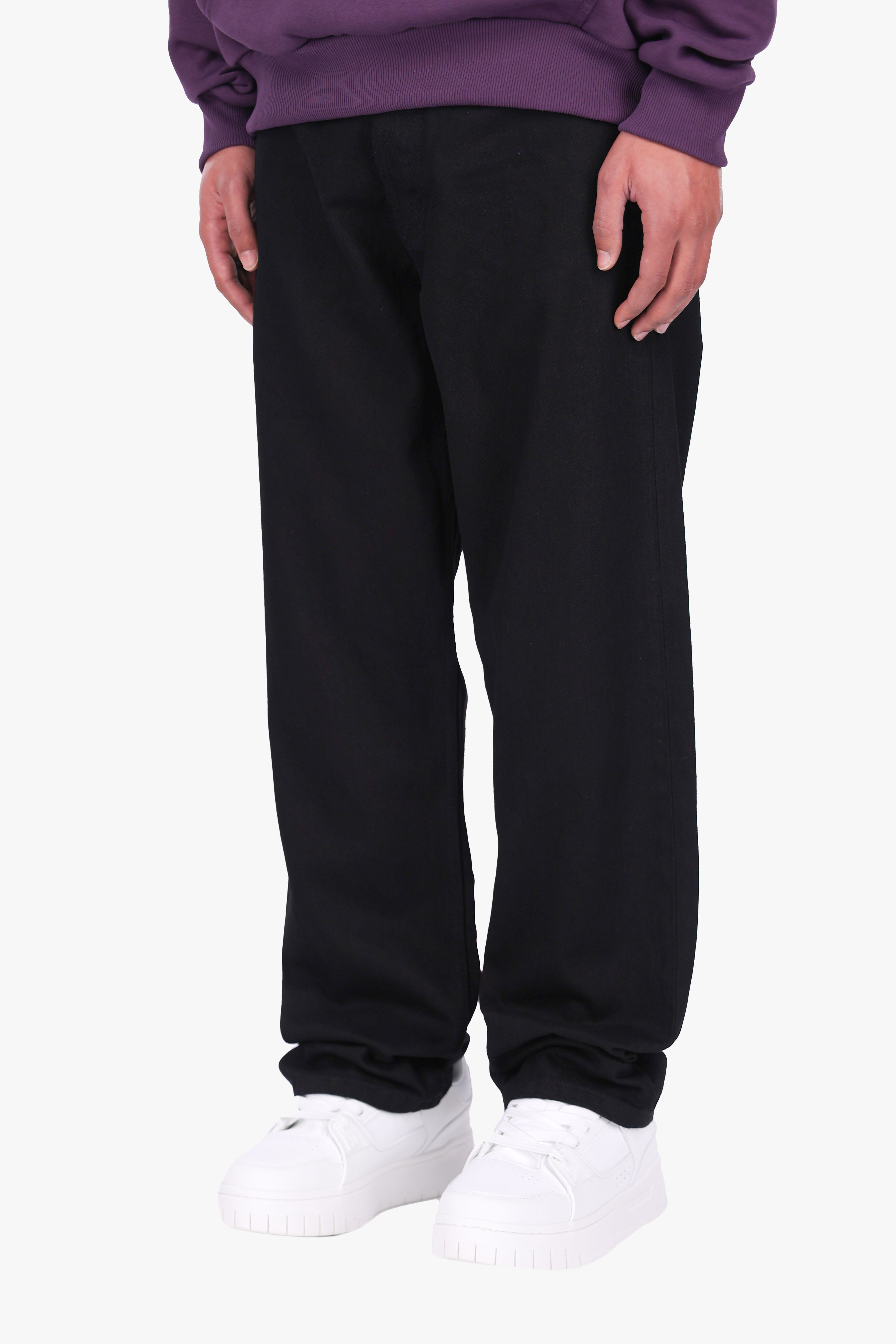 STRAIGHT FIT JEANS BLACK