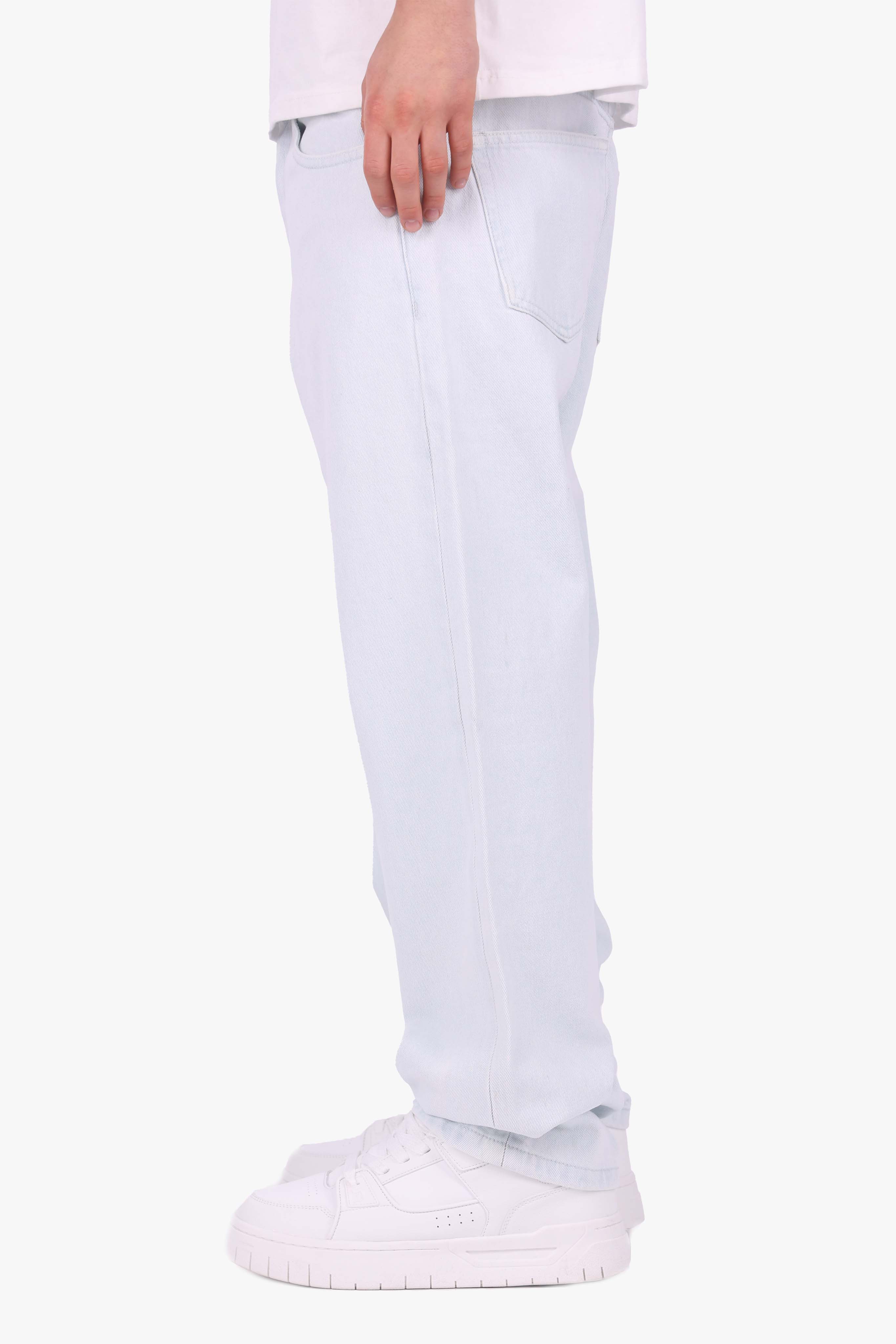 STRAIGHT FIT JEANS LIGHT BLUE