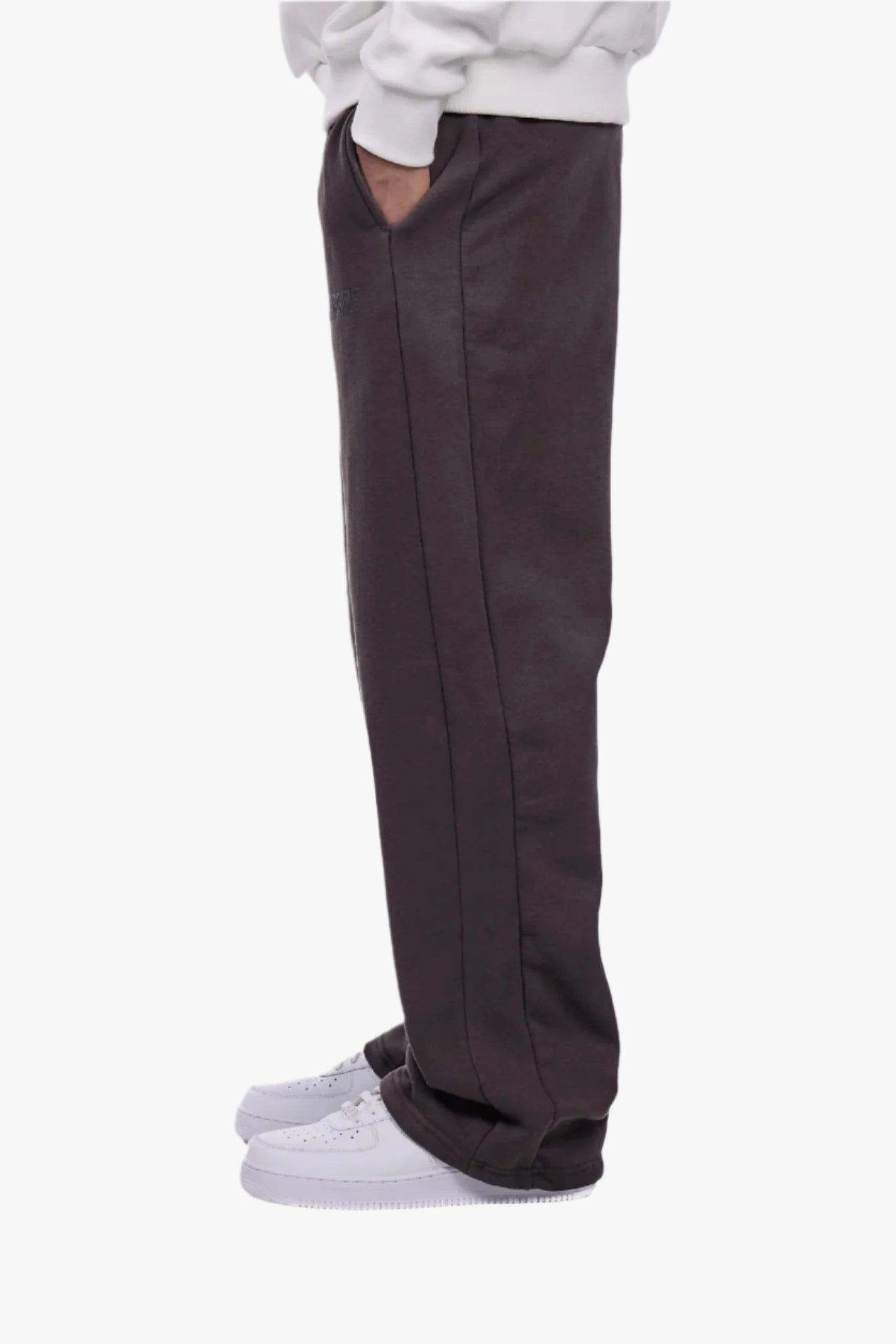 OPEN LEG JOGGER WASHED BLACK