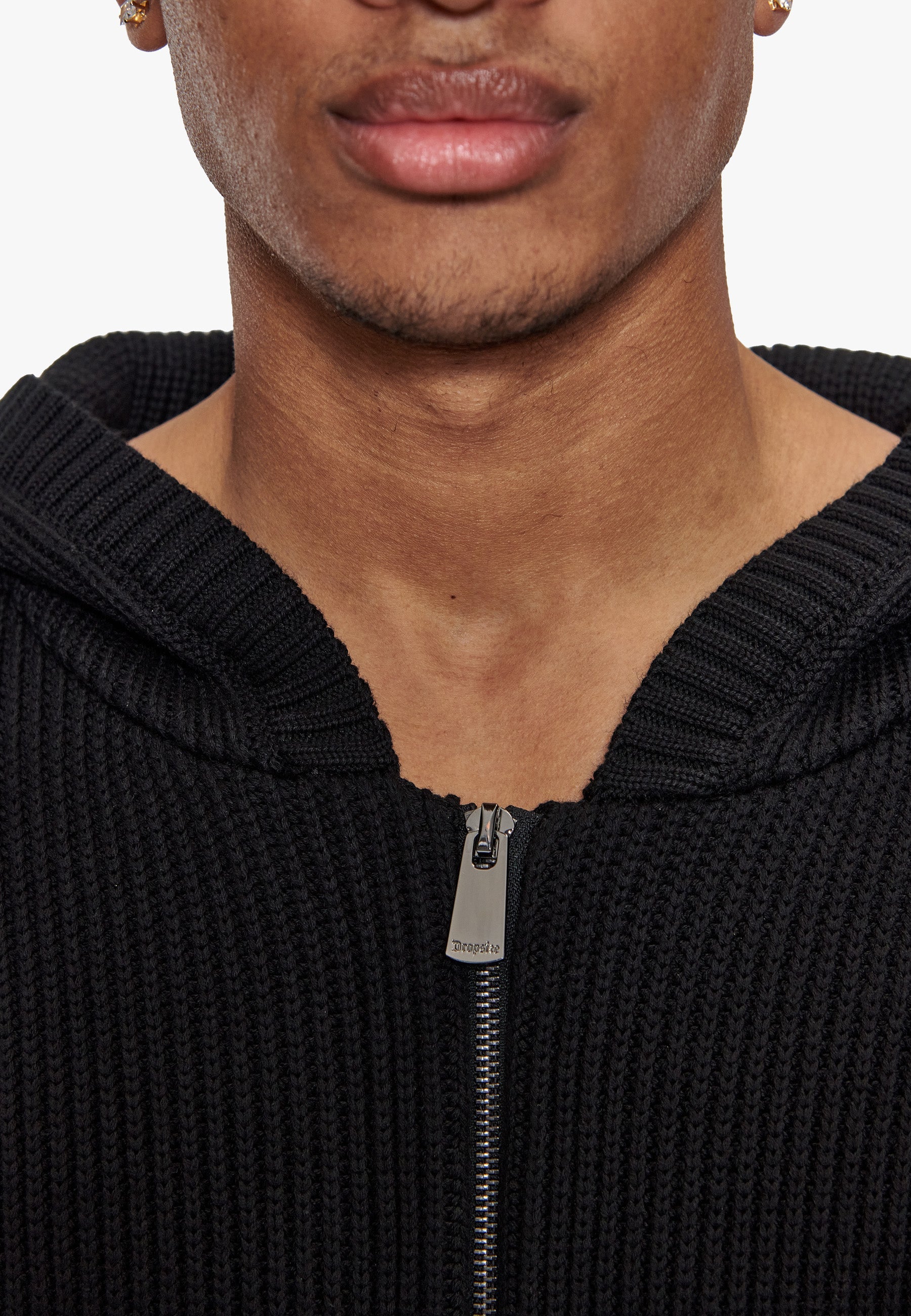 KNITTED ZIP-HOODIE BLACK