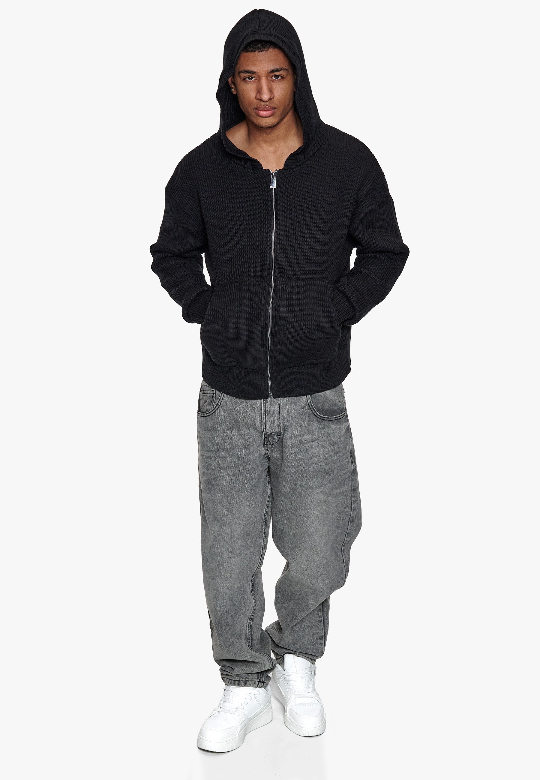 KNITTED ZIP-HOODIE BLACK