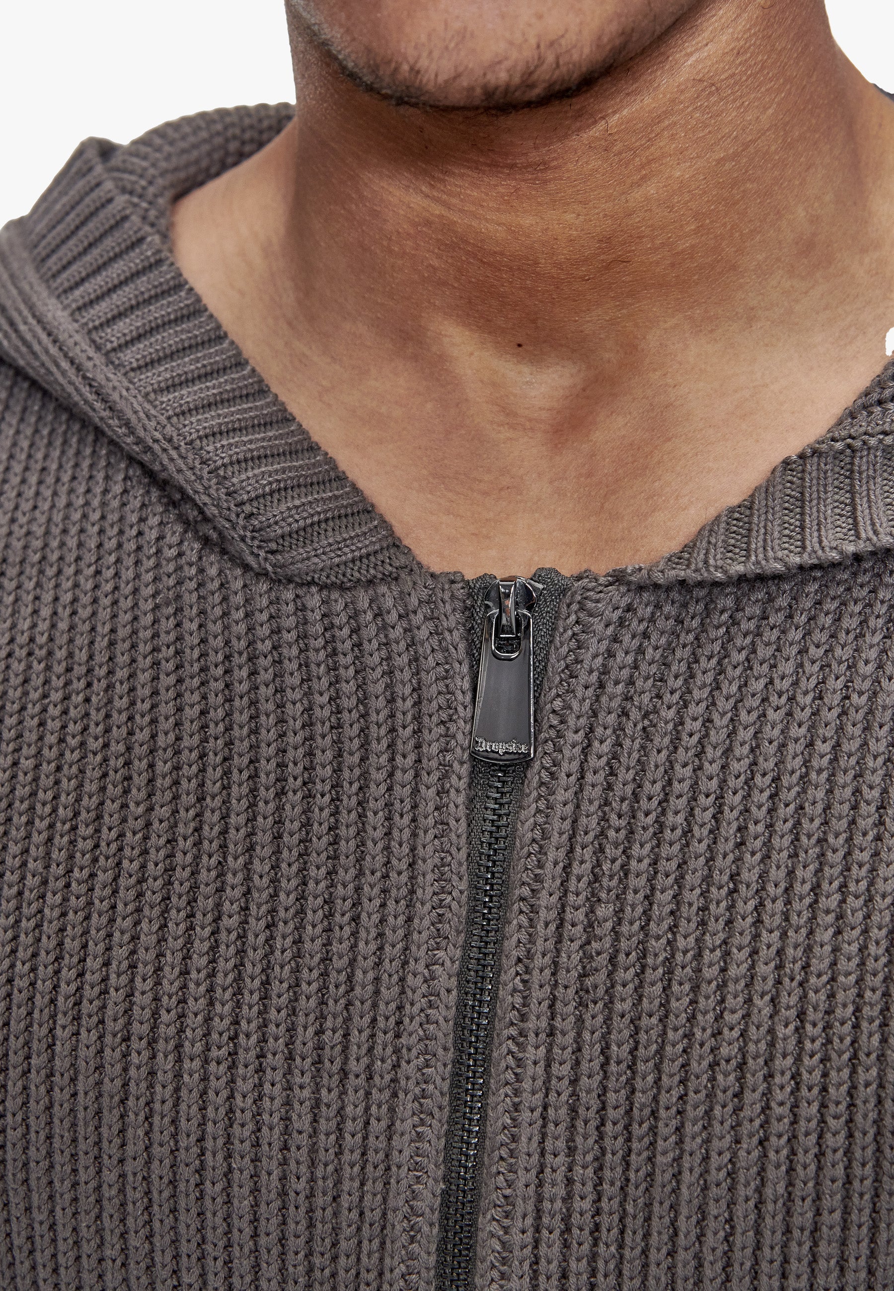 KNITTED ZIP- HOODIE GREY
