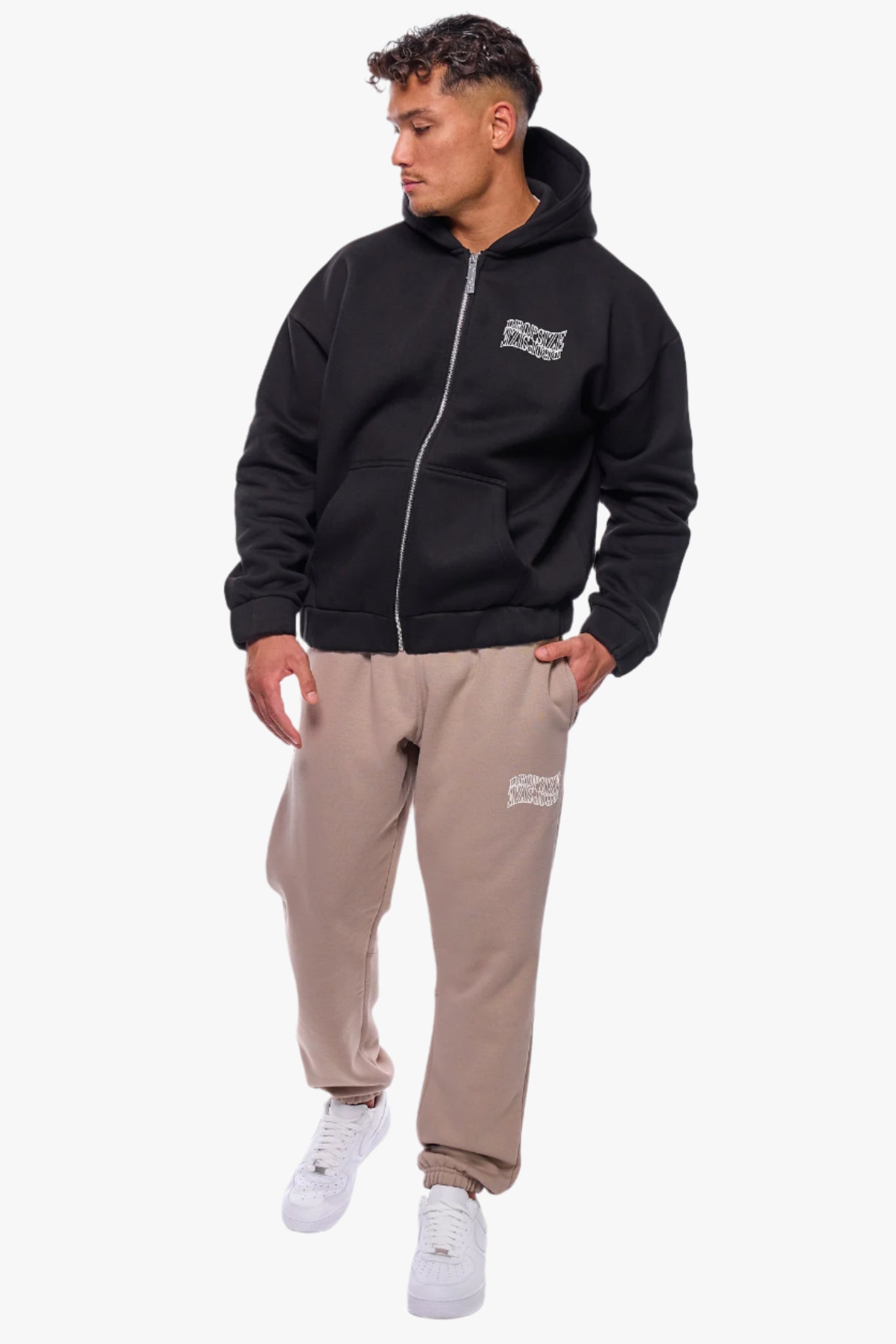 HEAVY MIRRORED LOGO JOGGER SIMPLY TAUPE