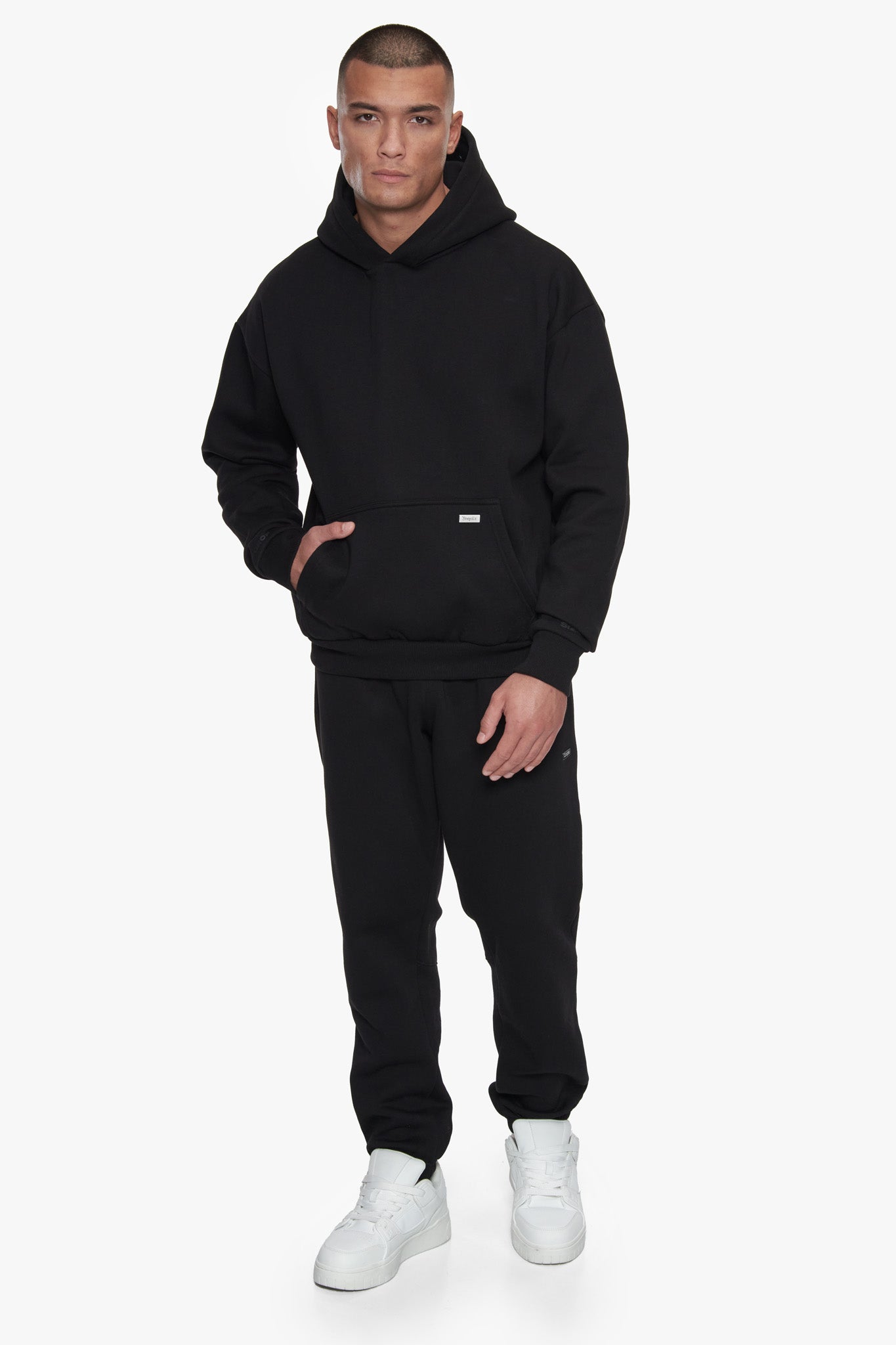 METAL PATCH JOGGER BLACK