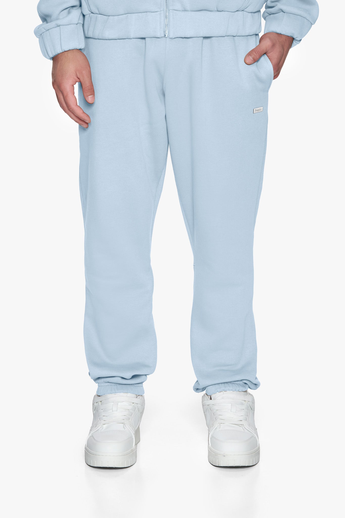 METAL PATCH JOGGER BABY BLUE