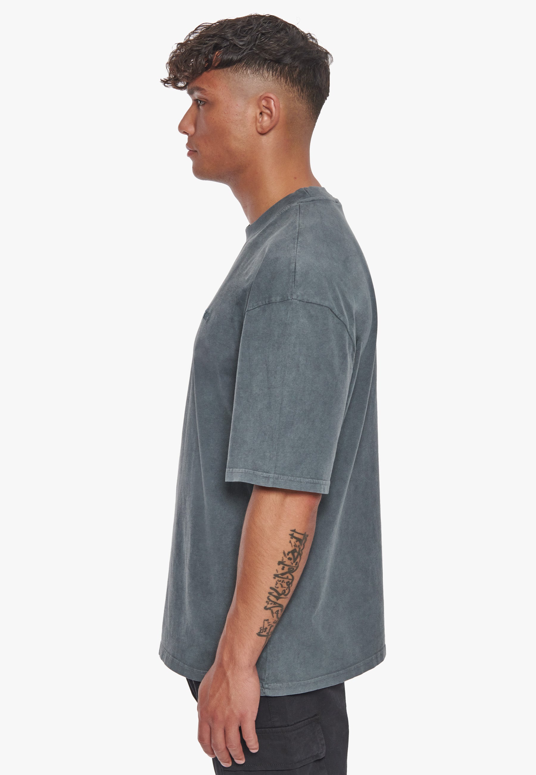 HEAVY OVERSIZE EMBO T-SHIRT WASHED GREY