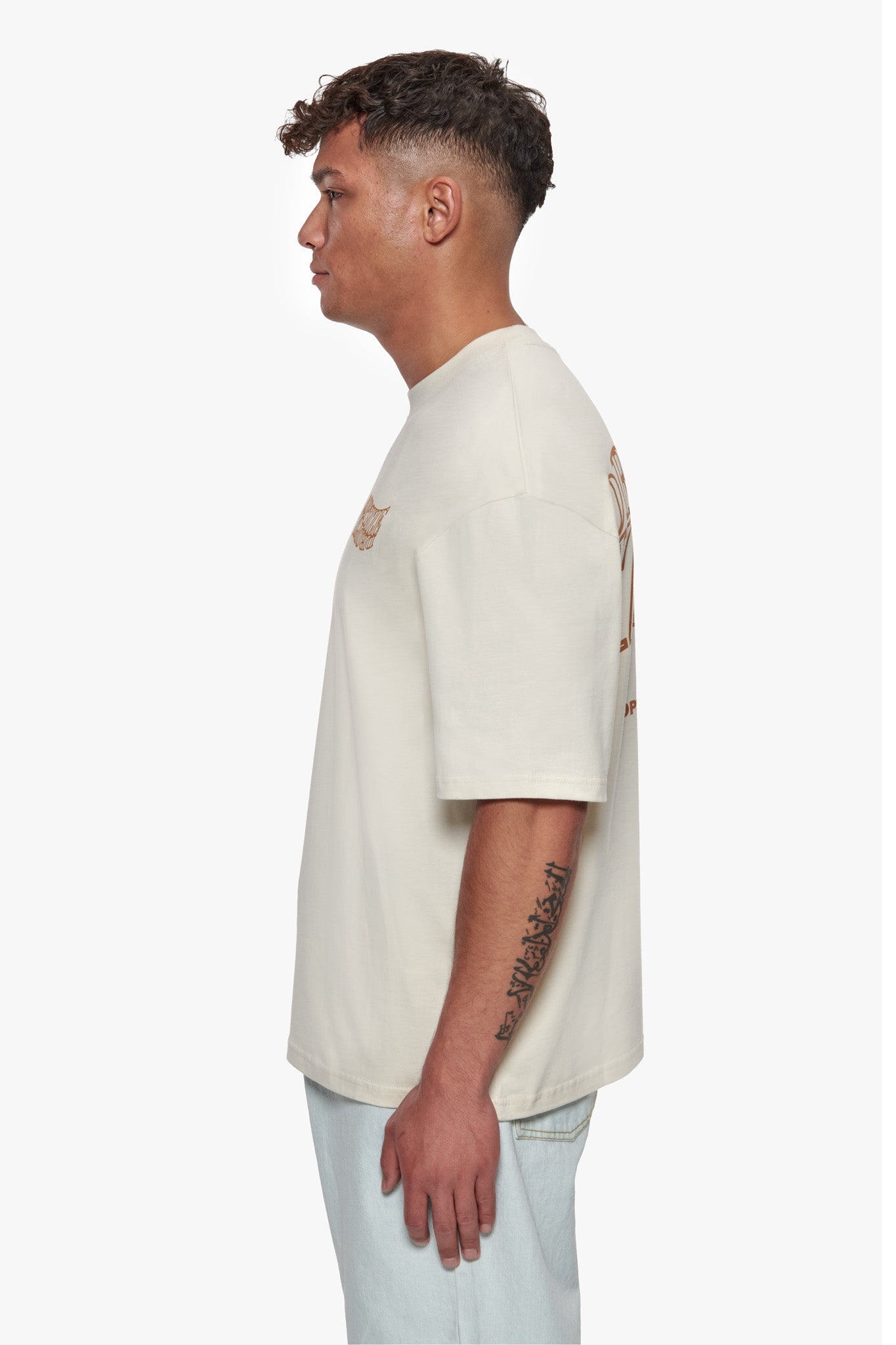 HEAVY OVERSIZE MIRRORED LOGO T-SHIRT COCONUT MILK