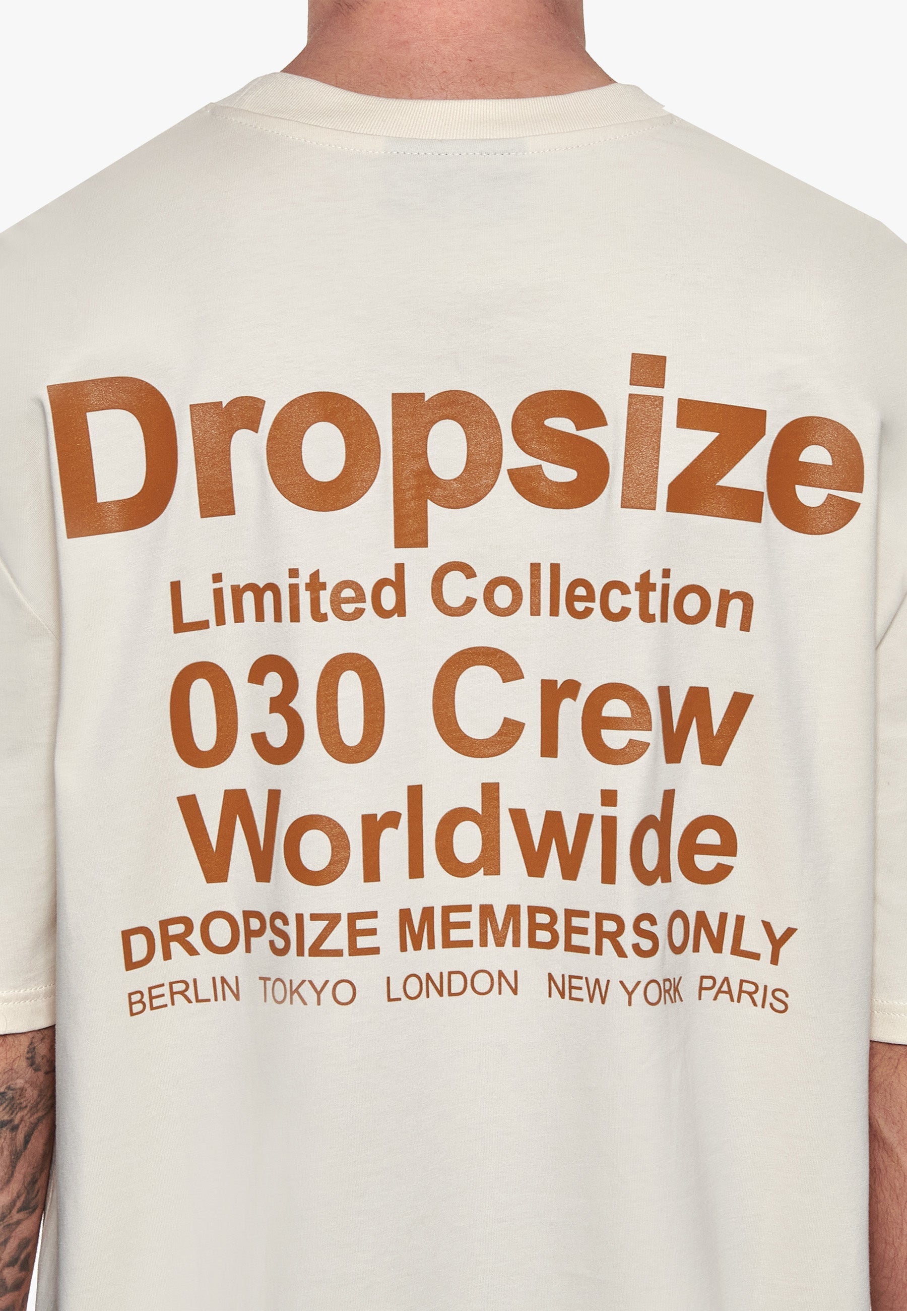 HEAVY OVERSIZED WORLD WIDE T-SHIRT COCONUT MILK