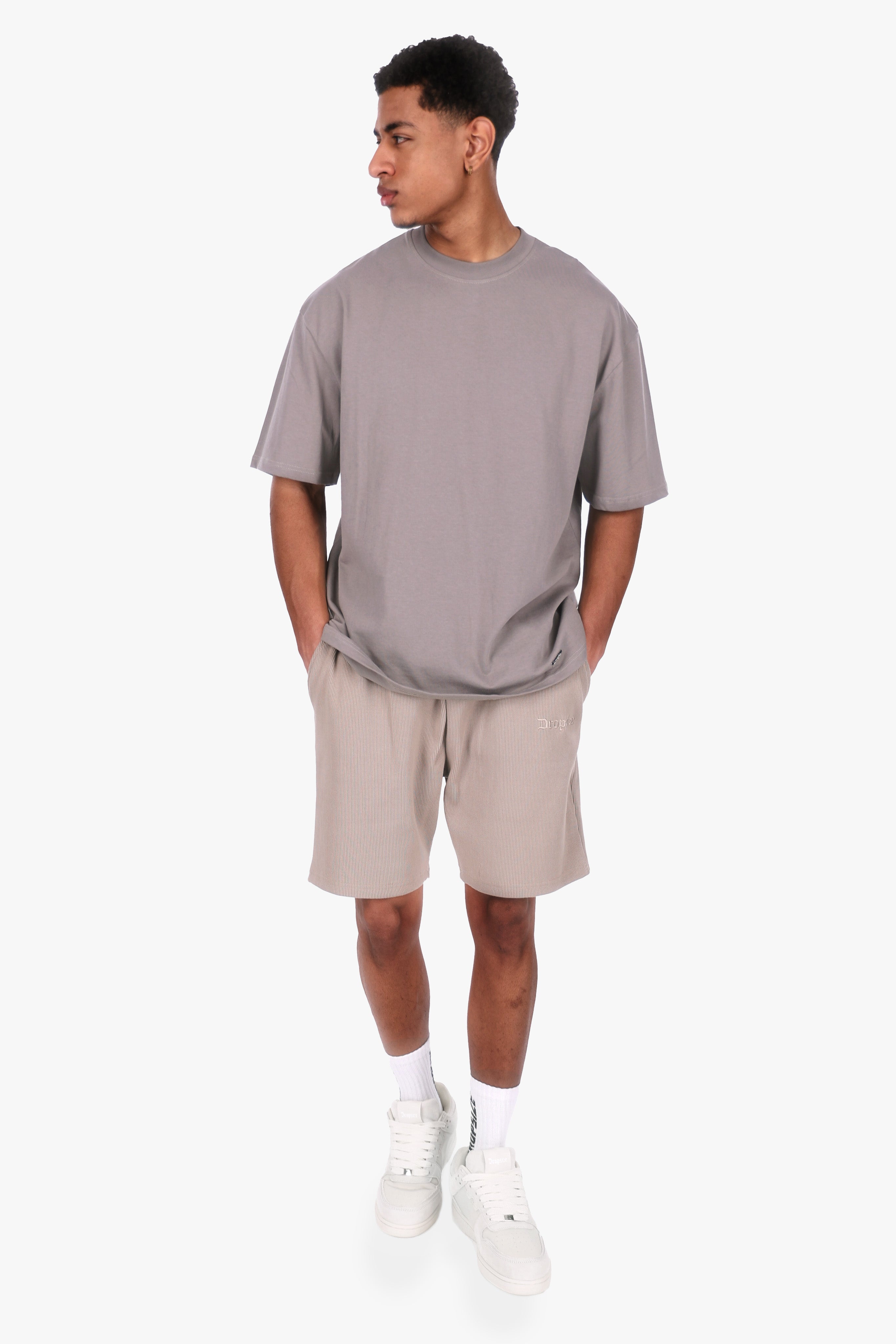 HEAVY OVERSIZE METAL PATCH BASIC T-SHIRT DRIFTWOOD