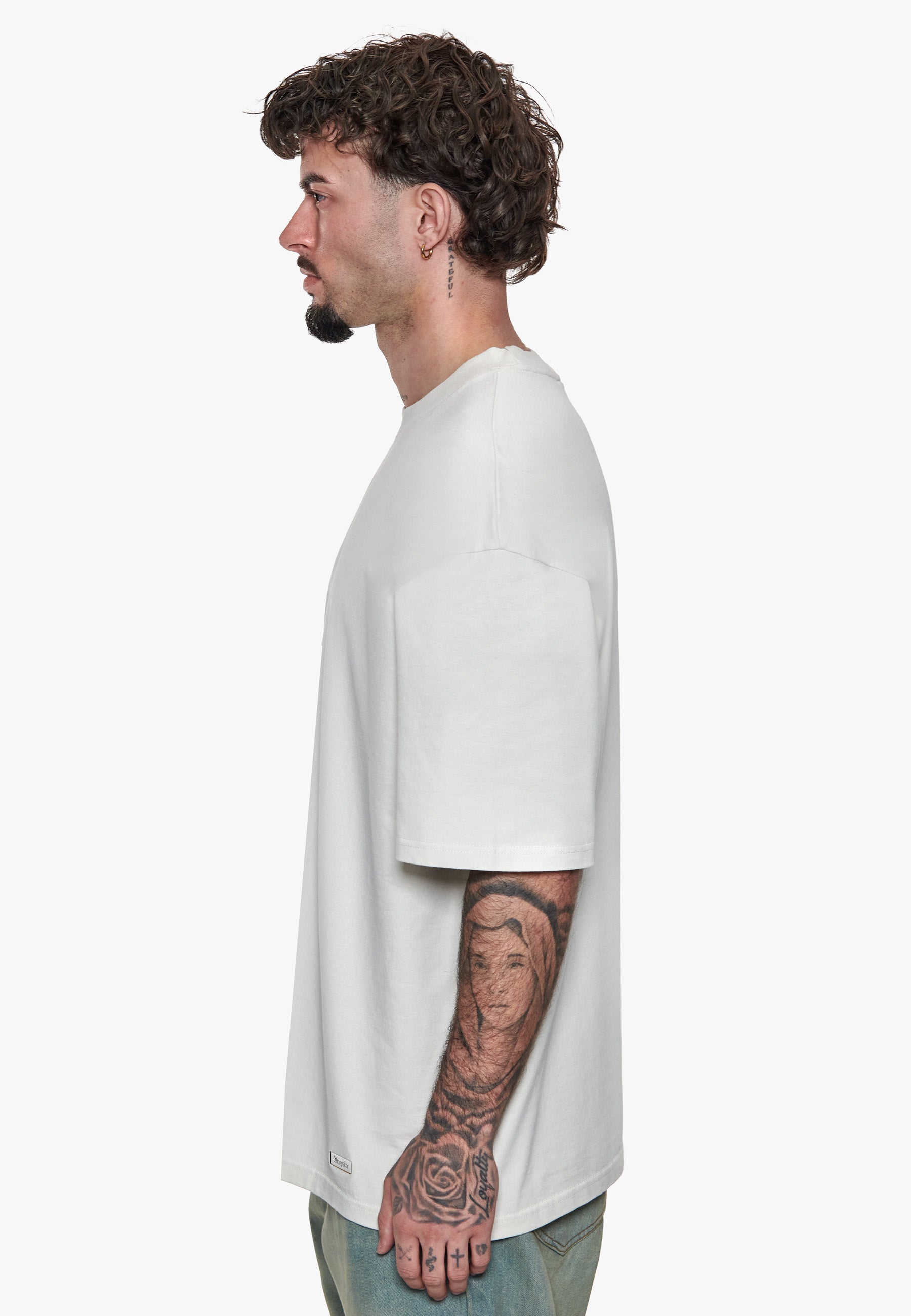HEAVY OVERSIZE METAL PATCH T-SHIRT ACID WASHED LIGHT GREY