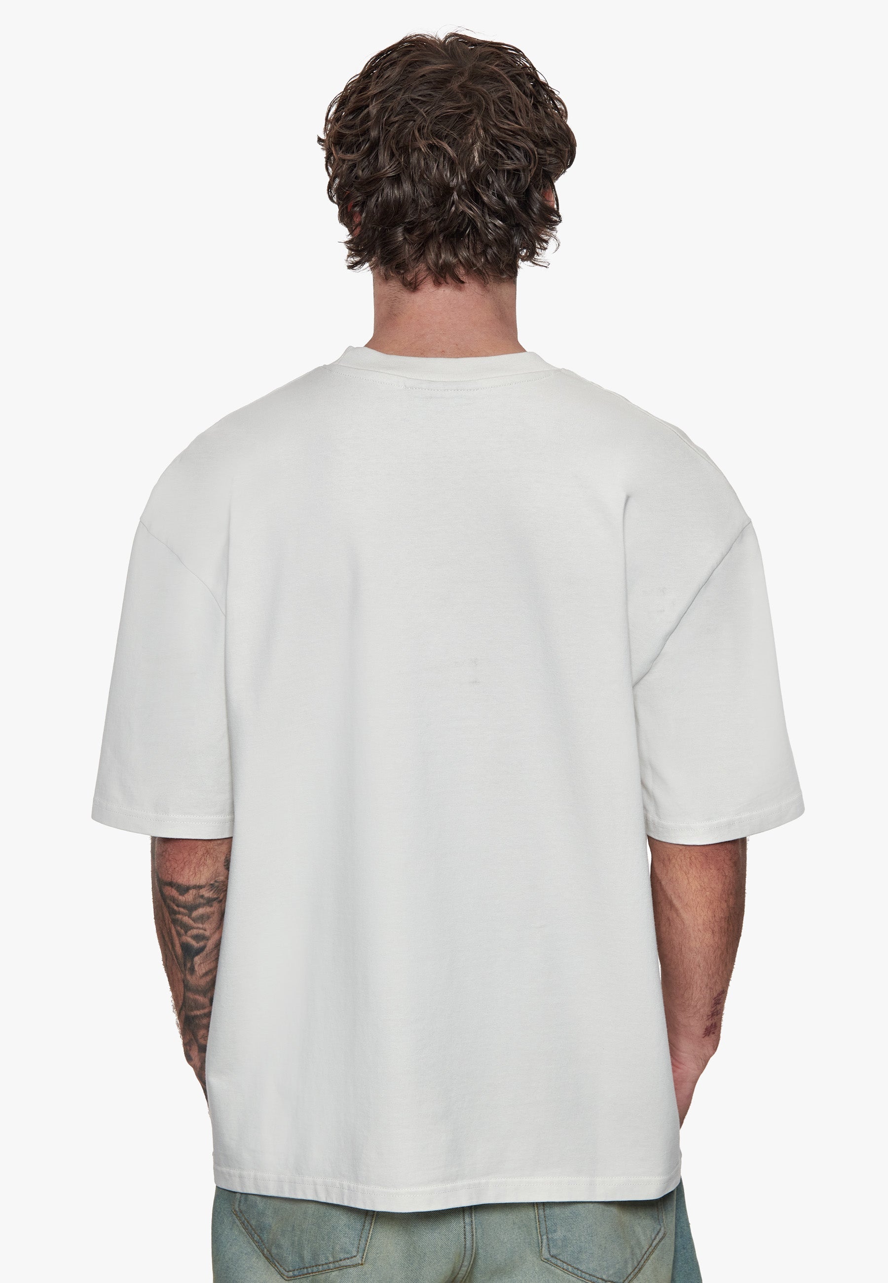 HEAVY OVERSIZE METAL PATCH T-SHIRT ACID WASHED LIGHT GREY