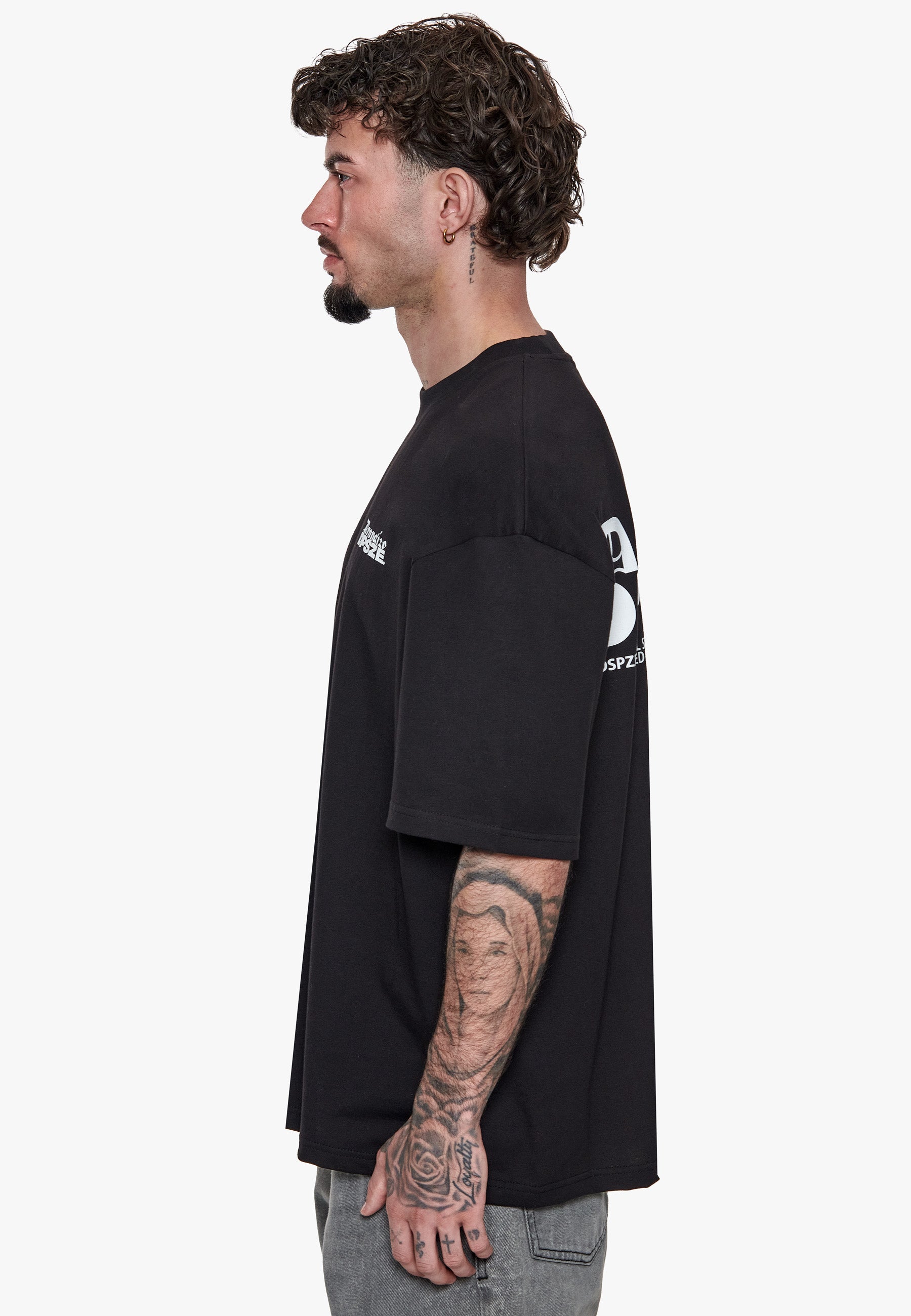 HEAVY OVERSIZE DPSZE SPLIT FONT T-SHIRT BLACK