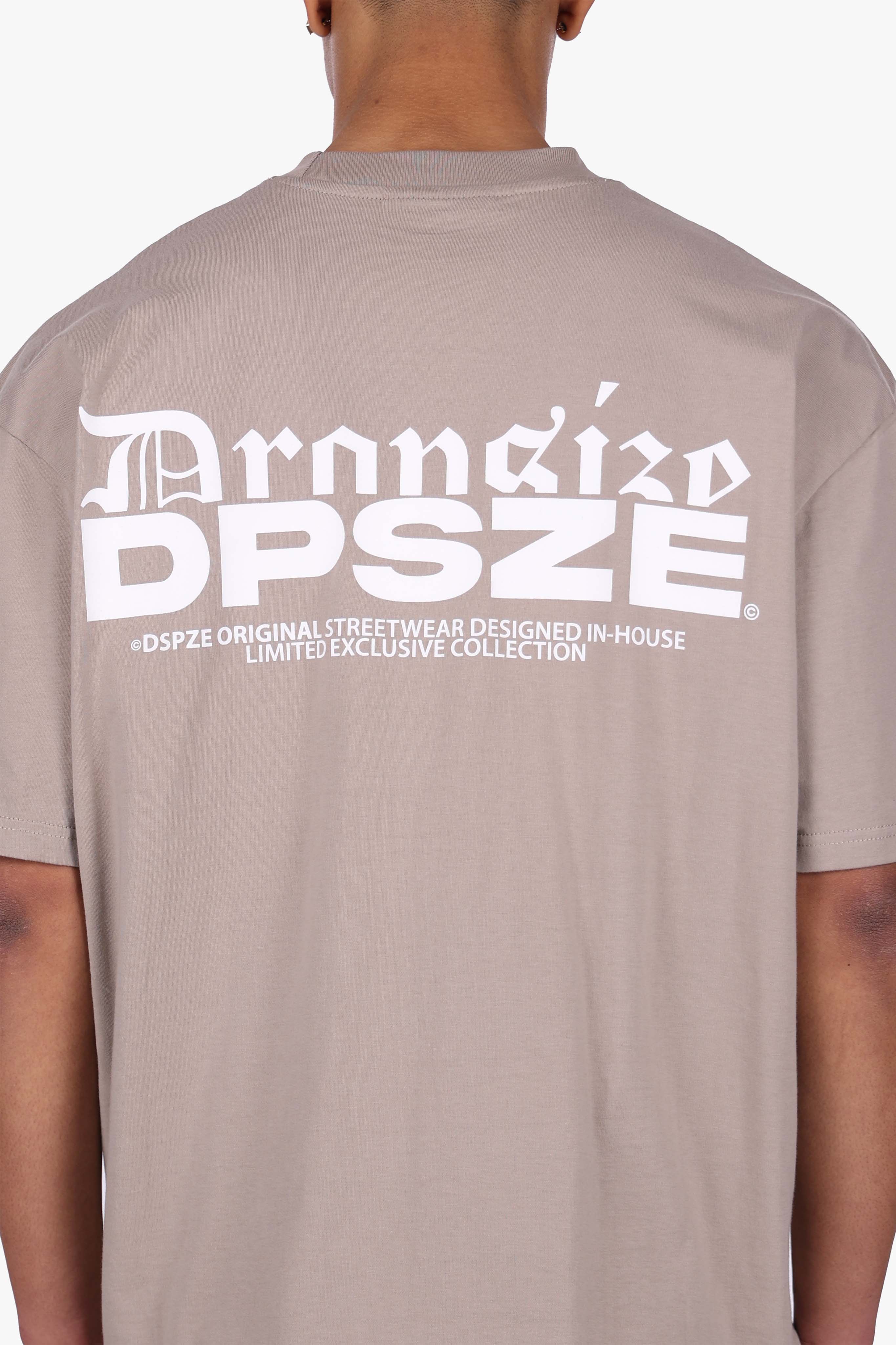 HEAVY OVERSIZE DPSZE SPLIT FONT T-SHIRT SIMPLY TAUPE