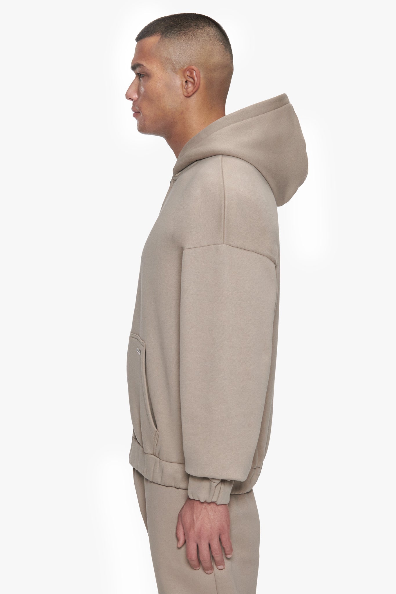 OVERSIZE METAL PATCH ZIP HOODIE SIMPLY TAUPE