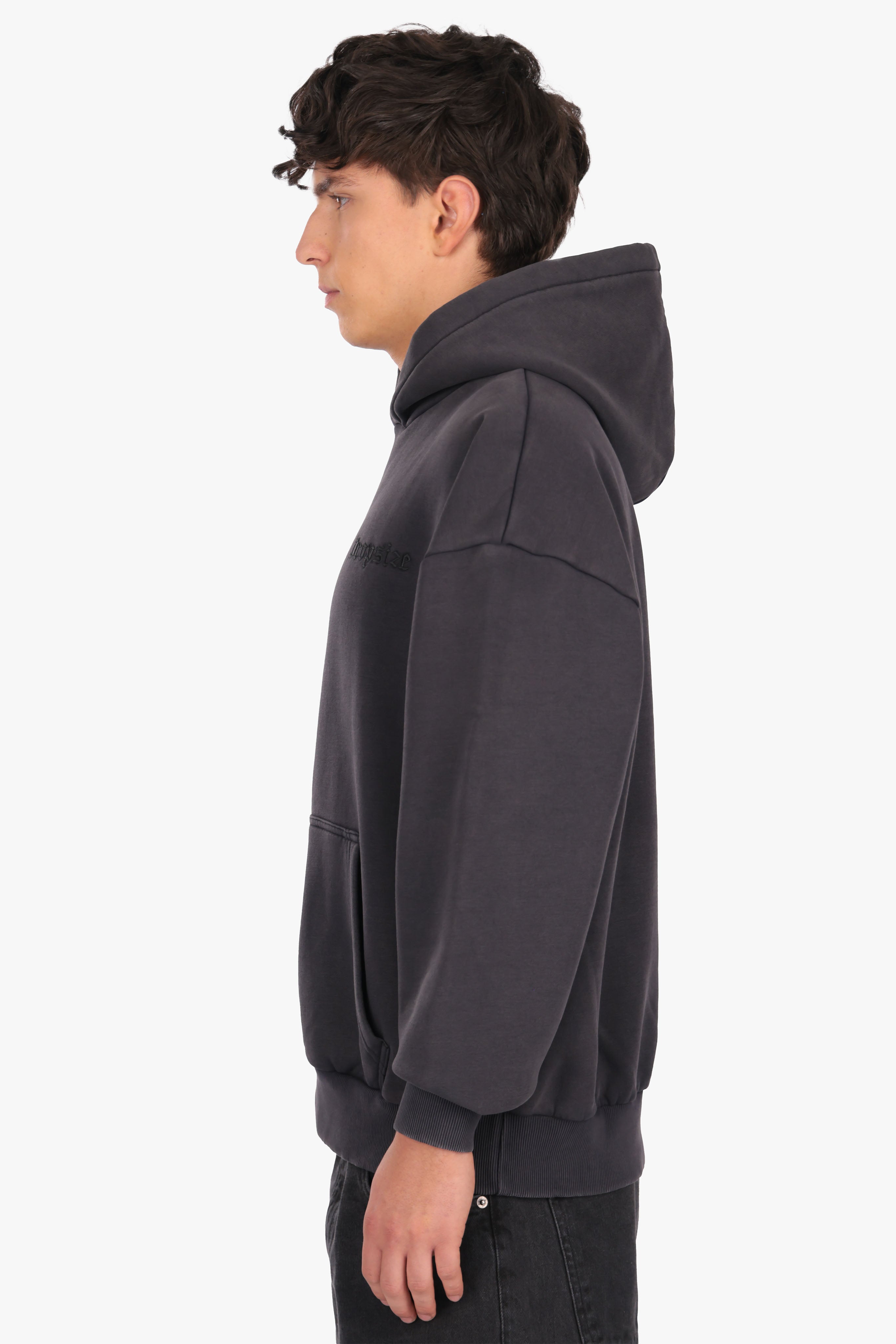 HEAVY OVERSIZE EMBO HOODIE ACID WASHED BLACK