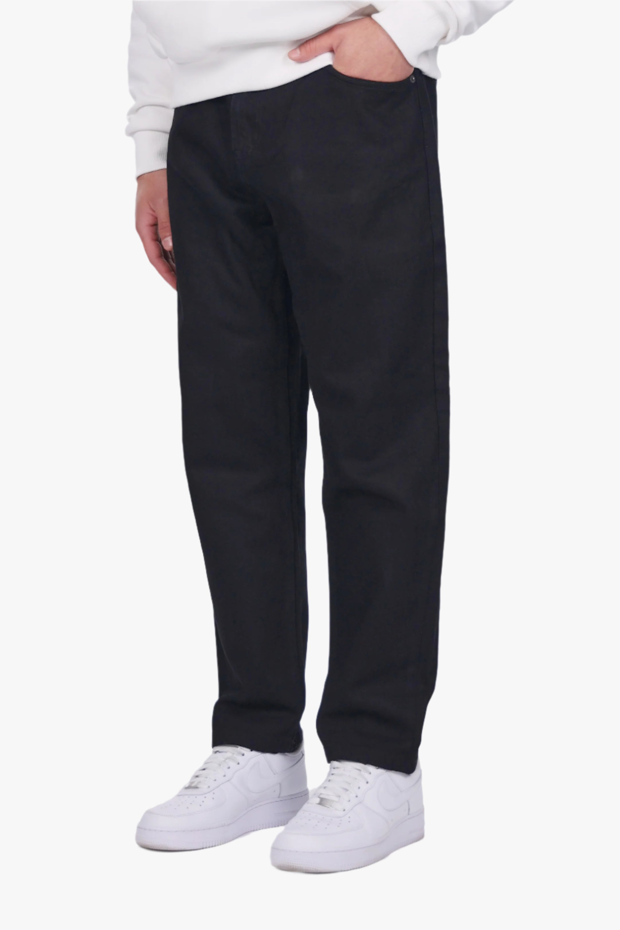 STRAIGHT REGULAR BLACK JEANS