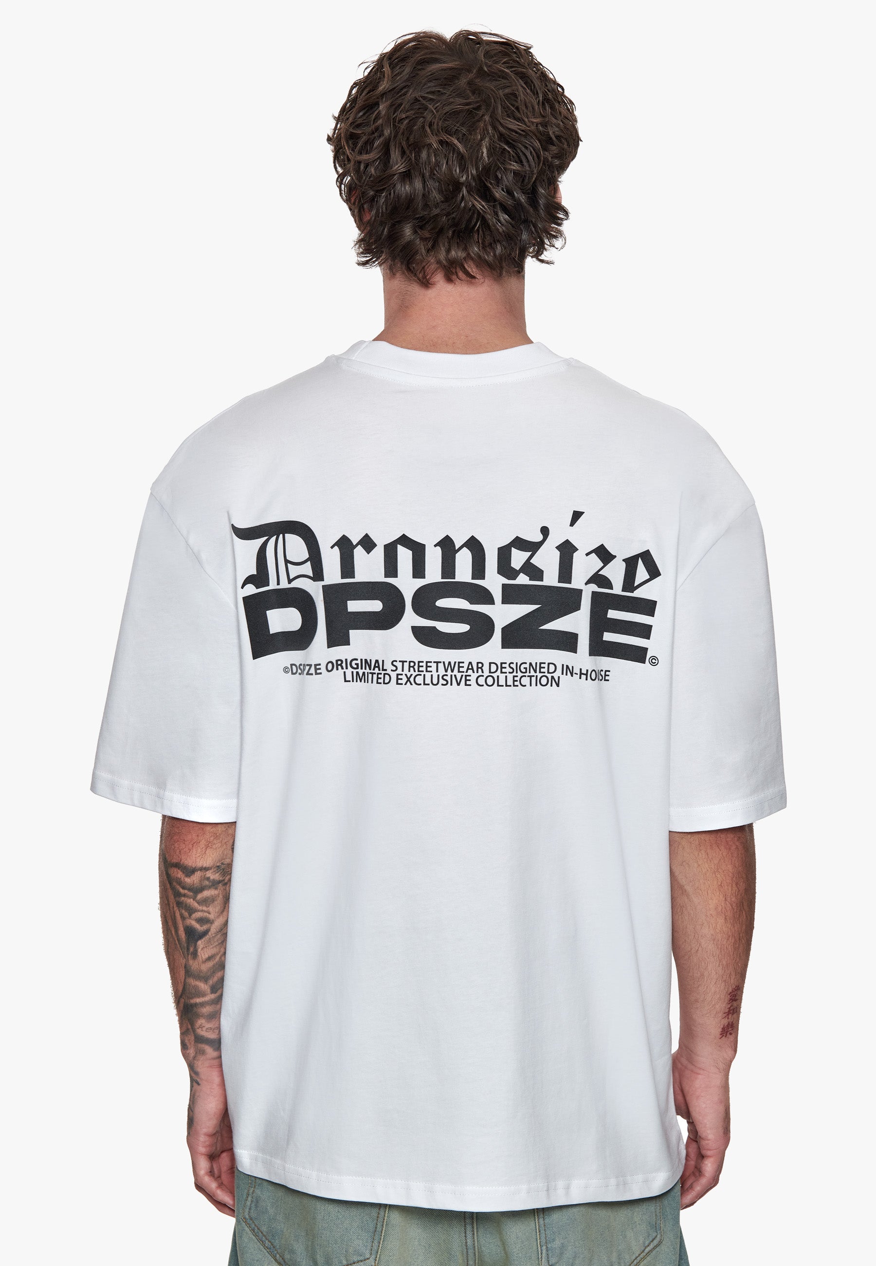 HEAVY OVERSIZE DPSZE SPLIT FONT T-SHIRT WHITE