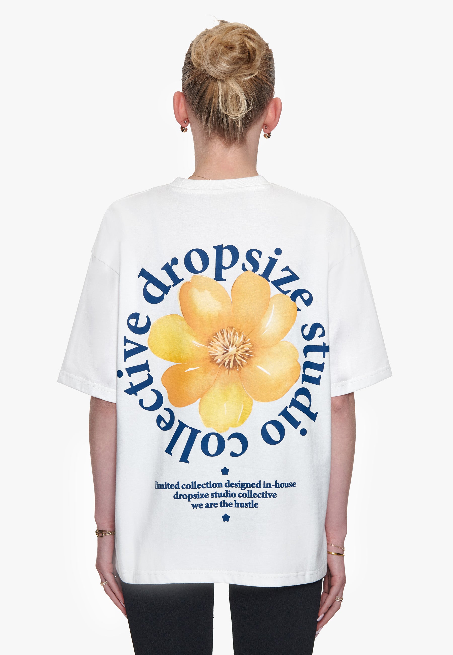 HEAVY OVERSIZE FLOWER T-SHIRT CREAM WHITE