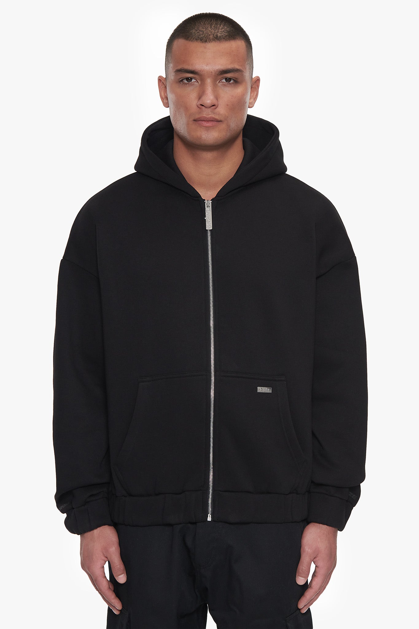 OVERSIZE METAL PATCH ZIP HOODIE BLACK