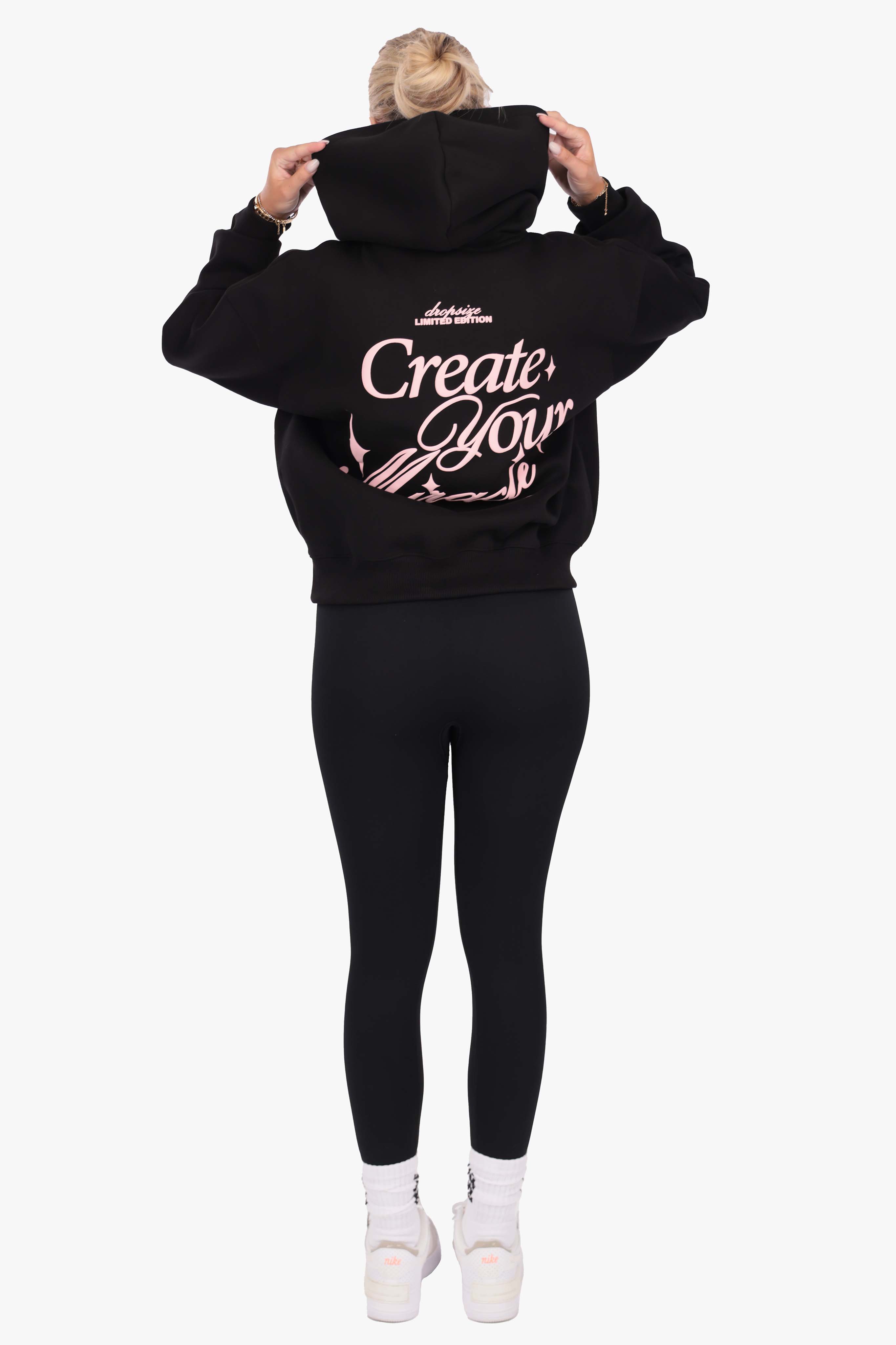 WOMENS MIRACLE HOODIE BLACK