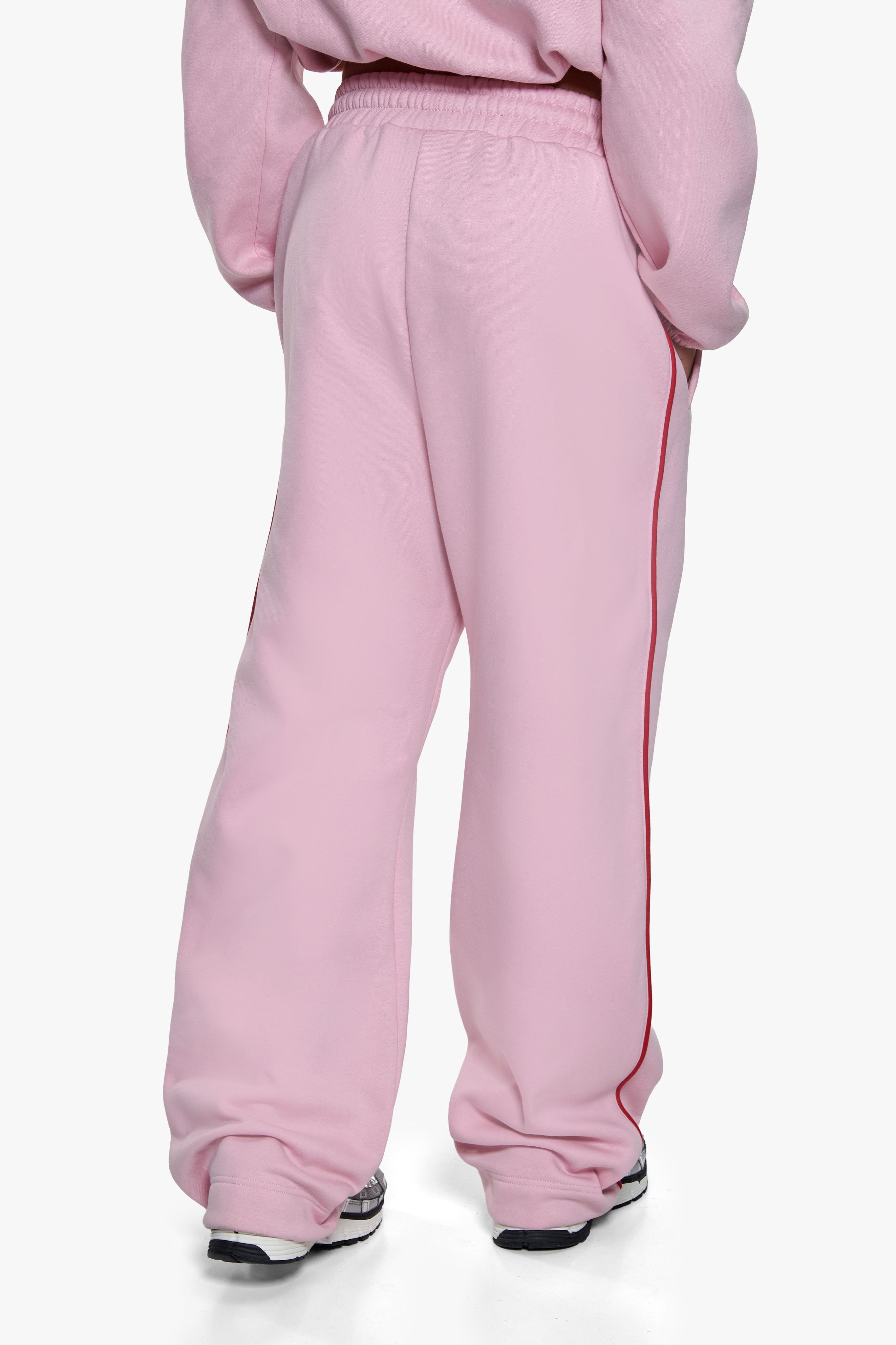 CONTRAST EMBROIDERY WOMEN OPEN LEG JOGGER PINK