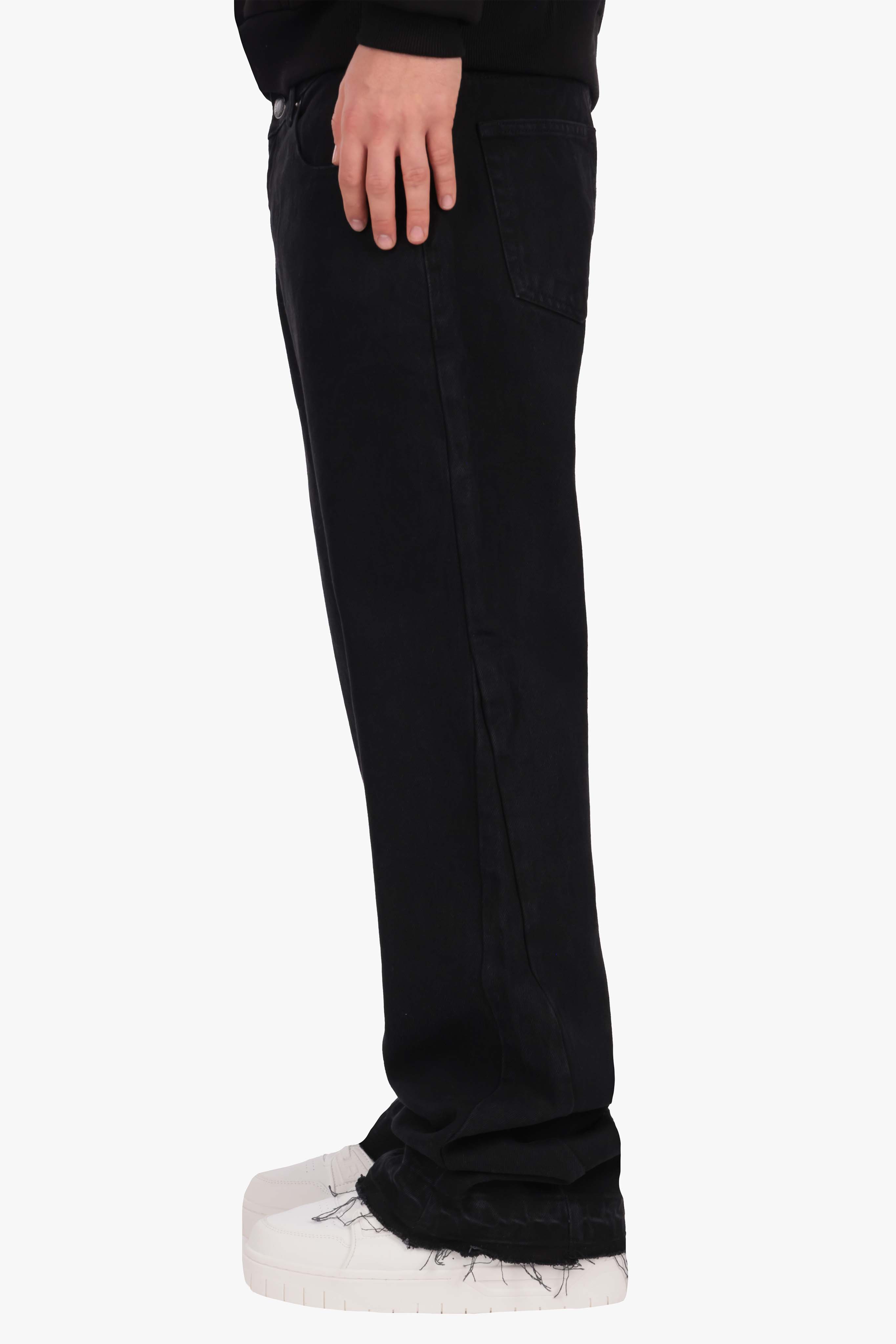 FLARE FIT JEANS BLACK