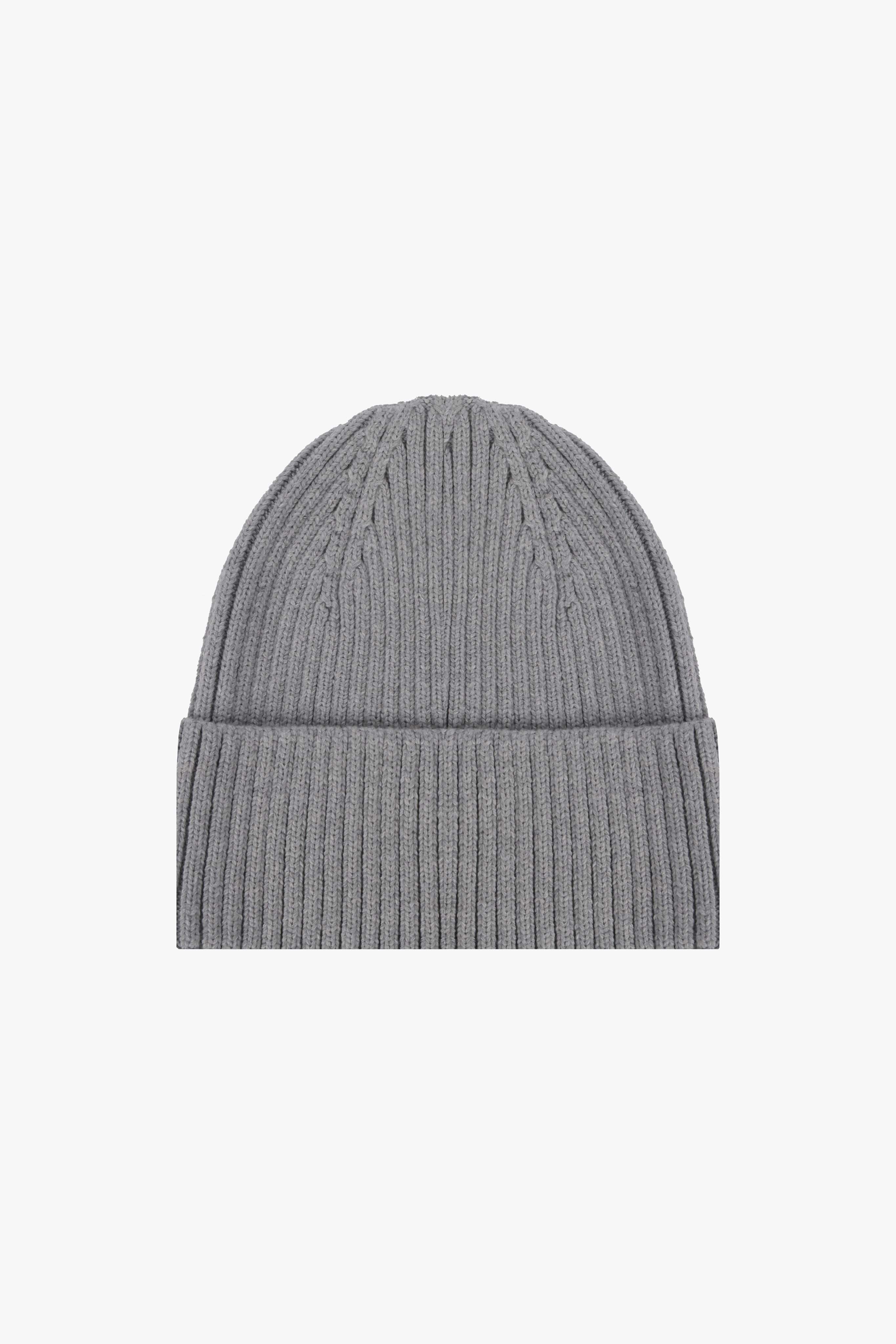 BEANIE LIGHT GREY