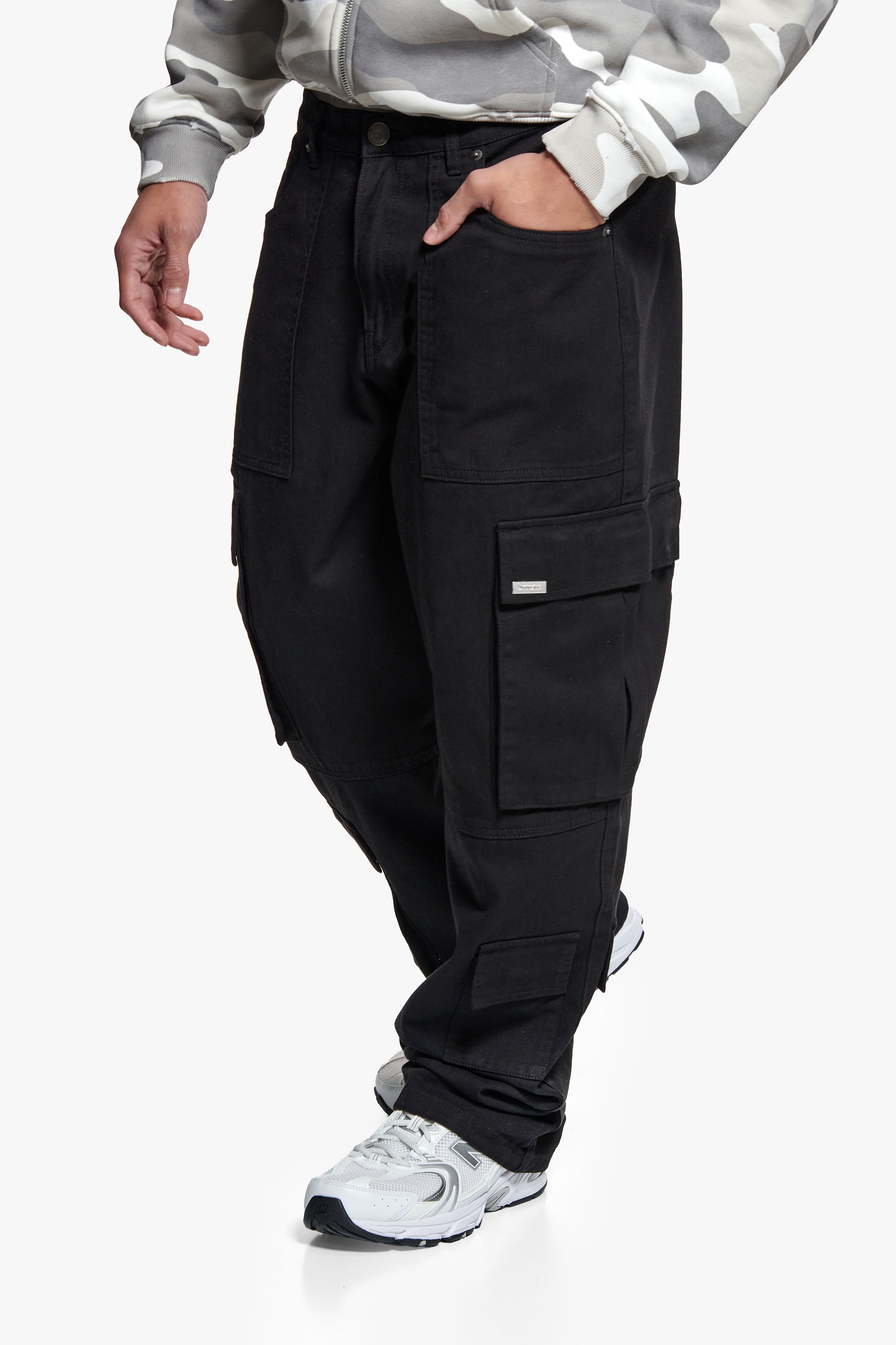 CARGO PANTS BLACK