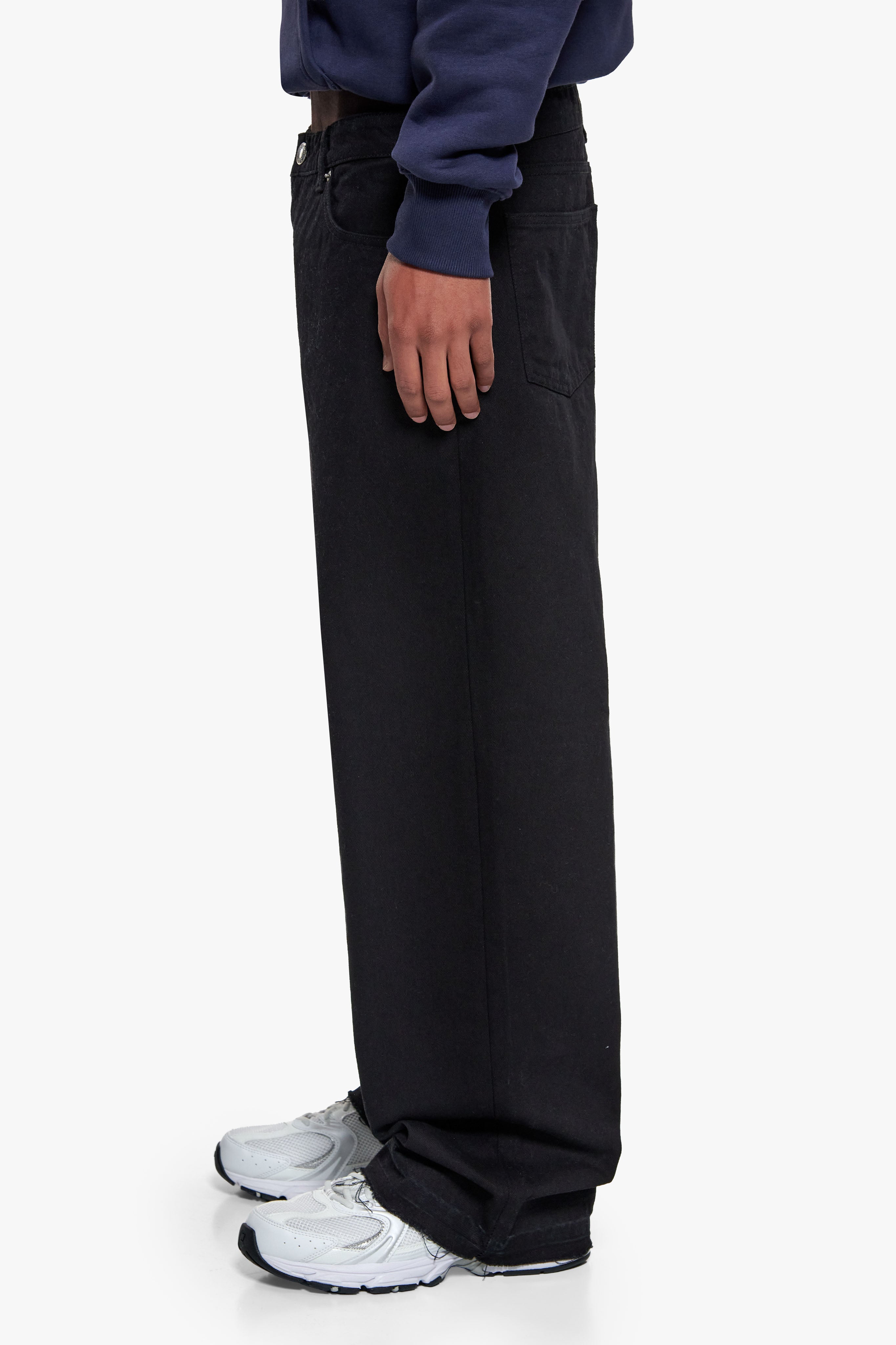 OPEN LEG JEANS BLACK