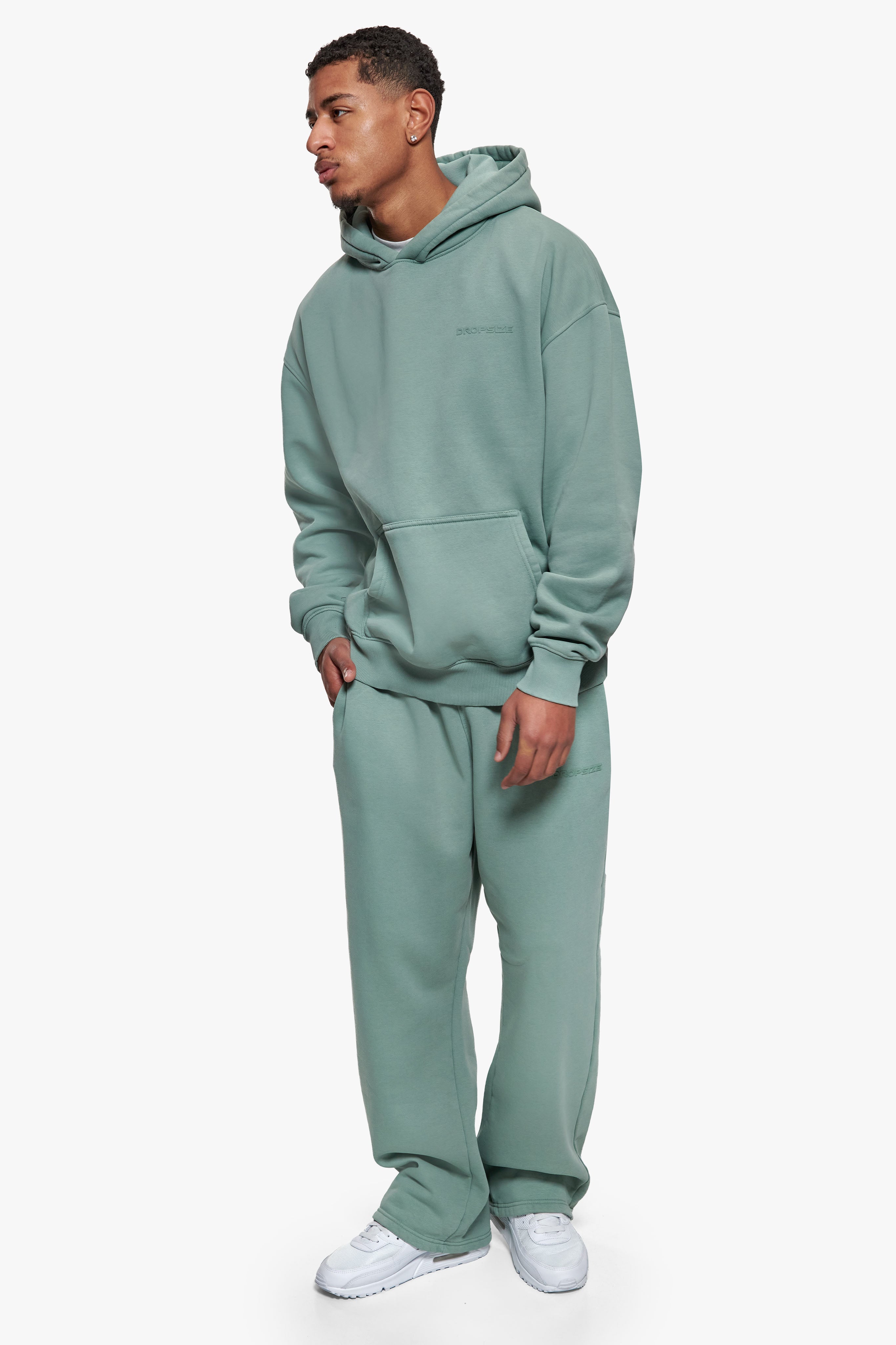 HD LOGO OPEN LEG JOGGER WASHED SAGE GREEN