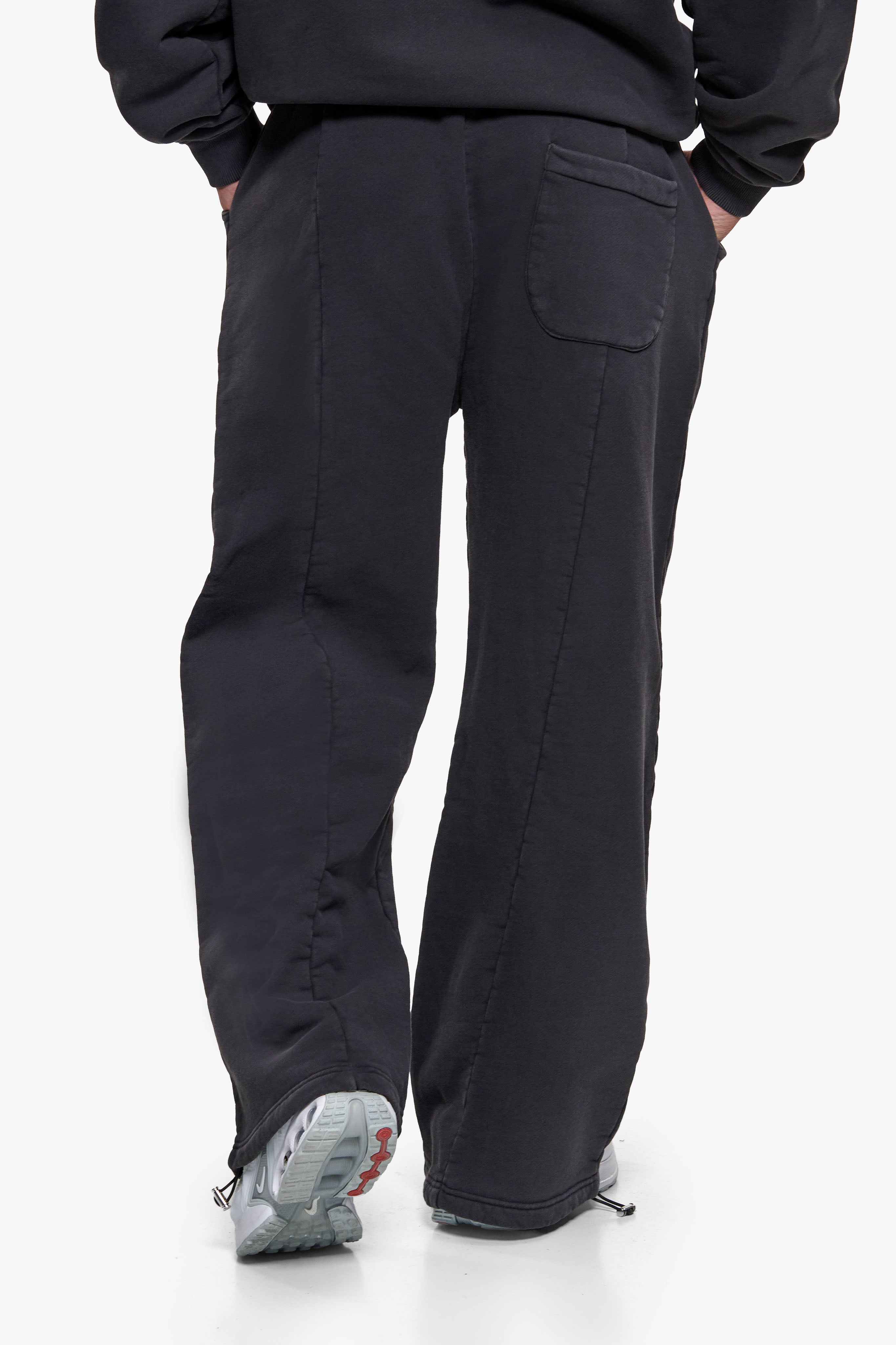 OPEN LEG HYPE JOGGER ACID WASHED BLACK