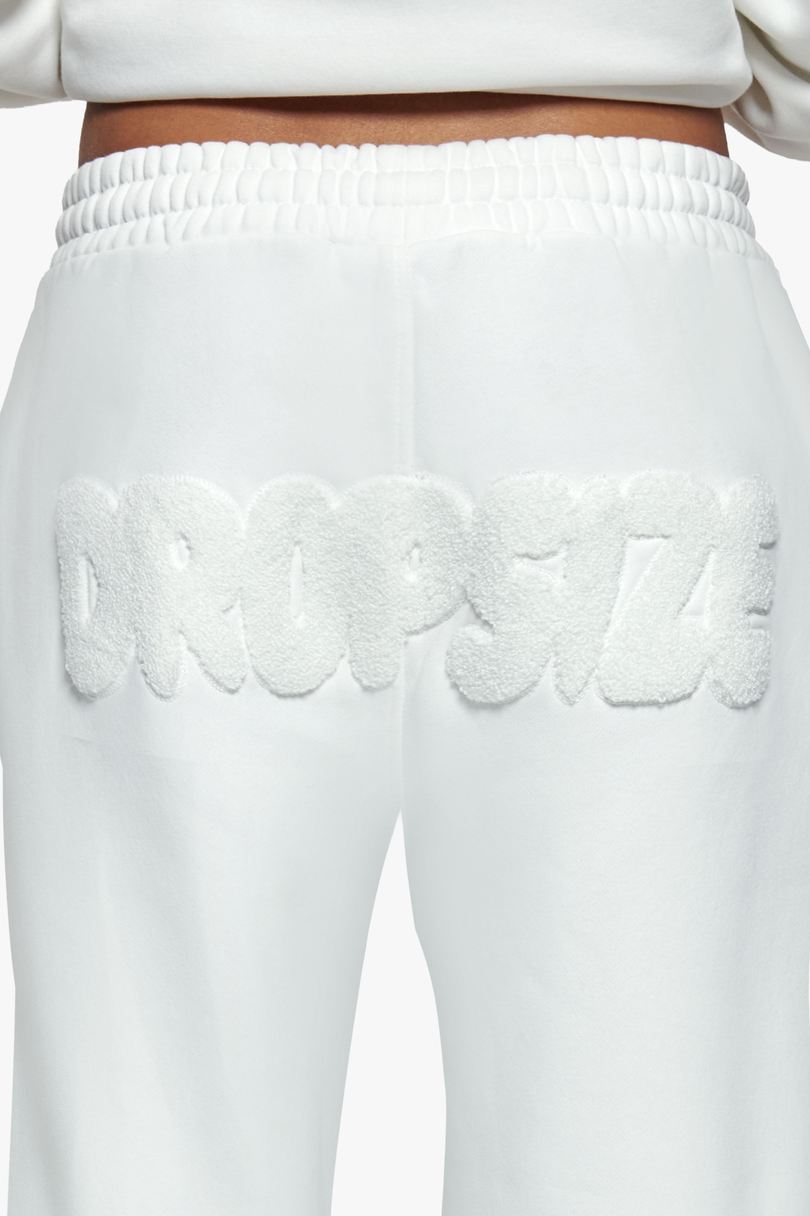 FROTTEE PATCH OPEN LEG JOGGER CREAM WHITE