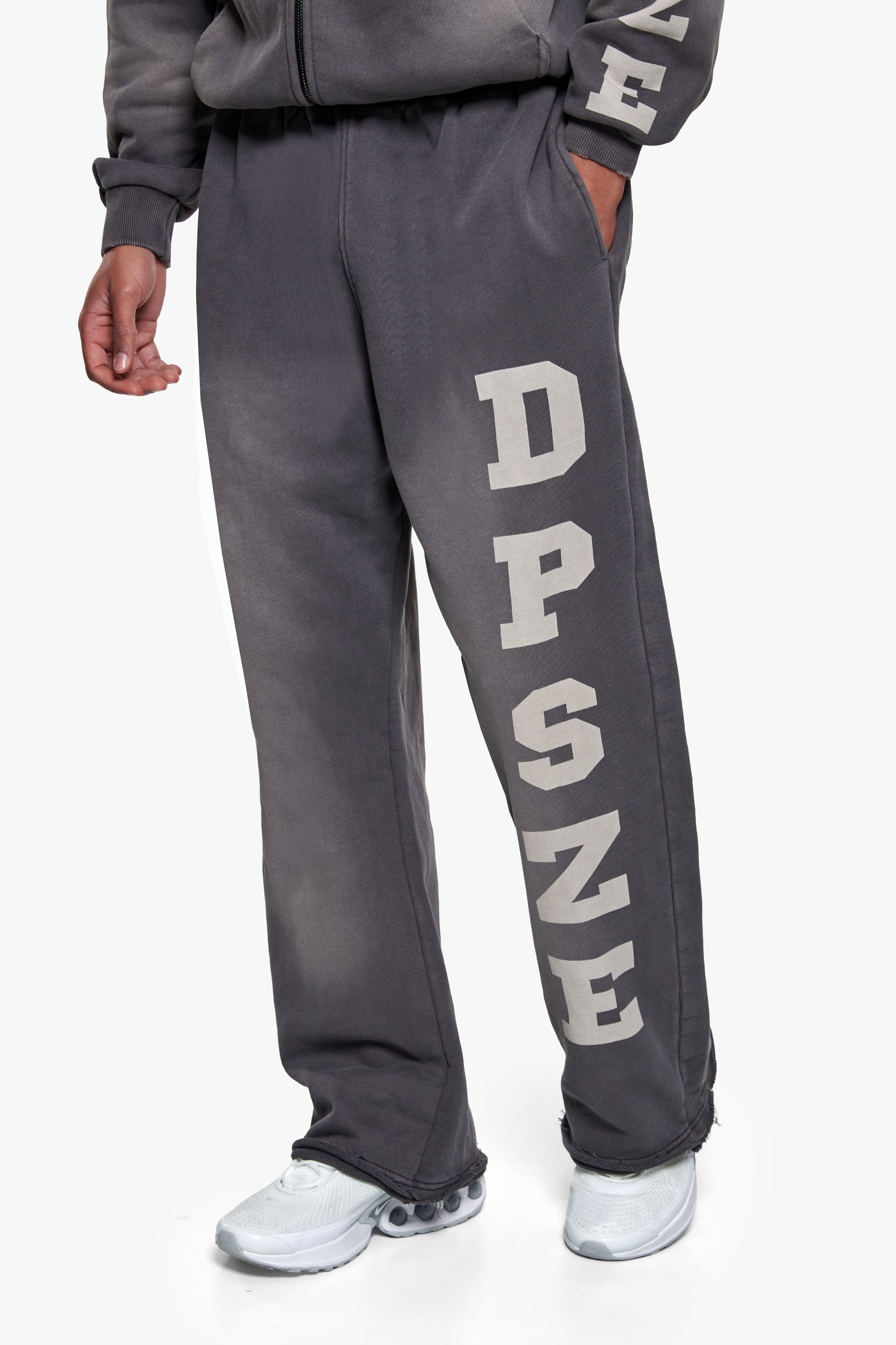 DPSZE SPRAY WASHED OPEN LEG JOGGER ACID WASHED GREY