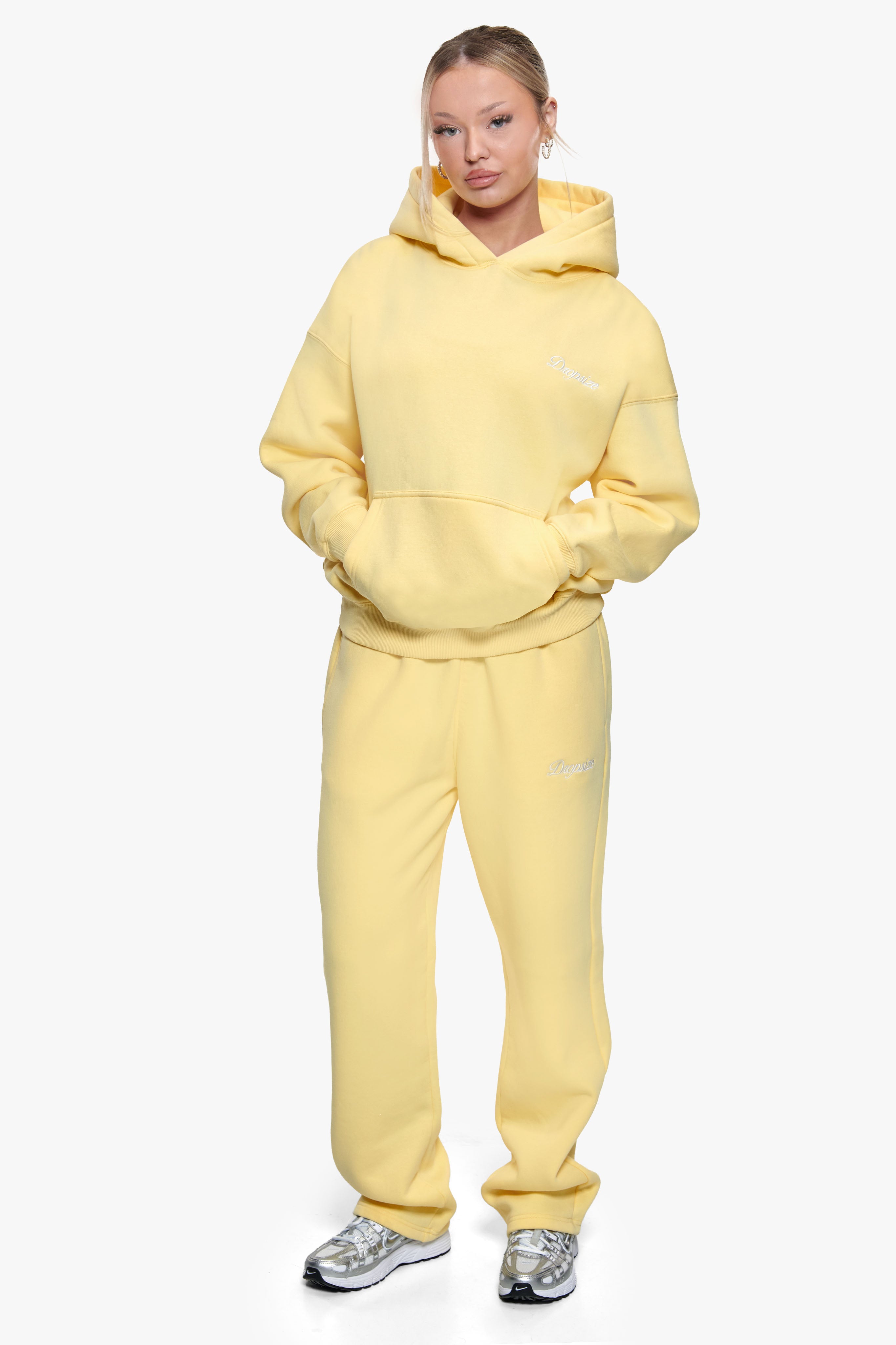 WOMEN CONTRAST EMBO HOODIE WASHED YELLOW