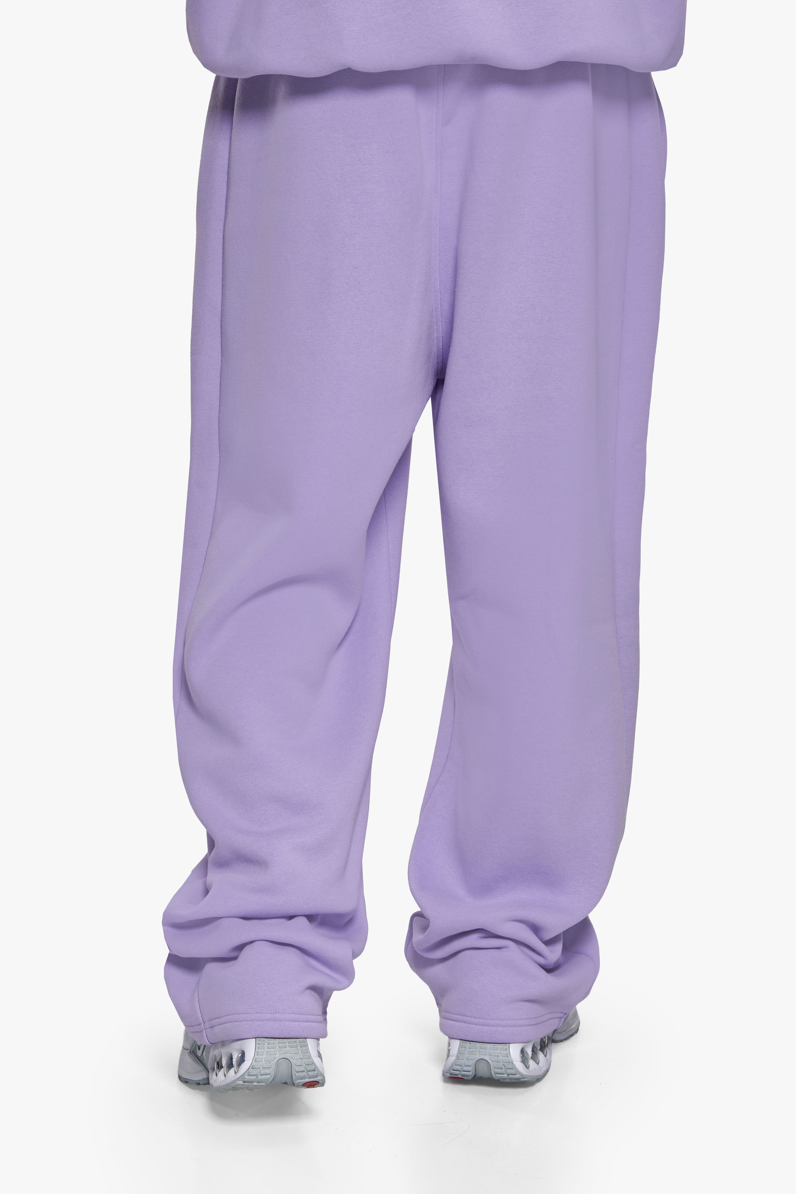 SLEEK LOGO OPEN LEG JOGGER LILAC