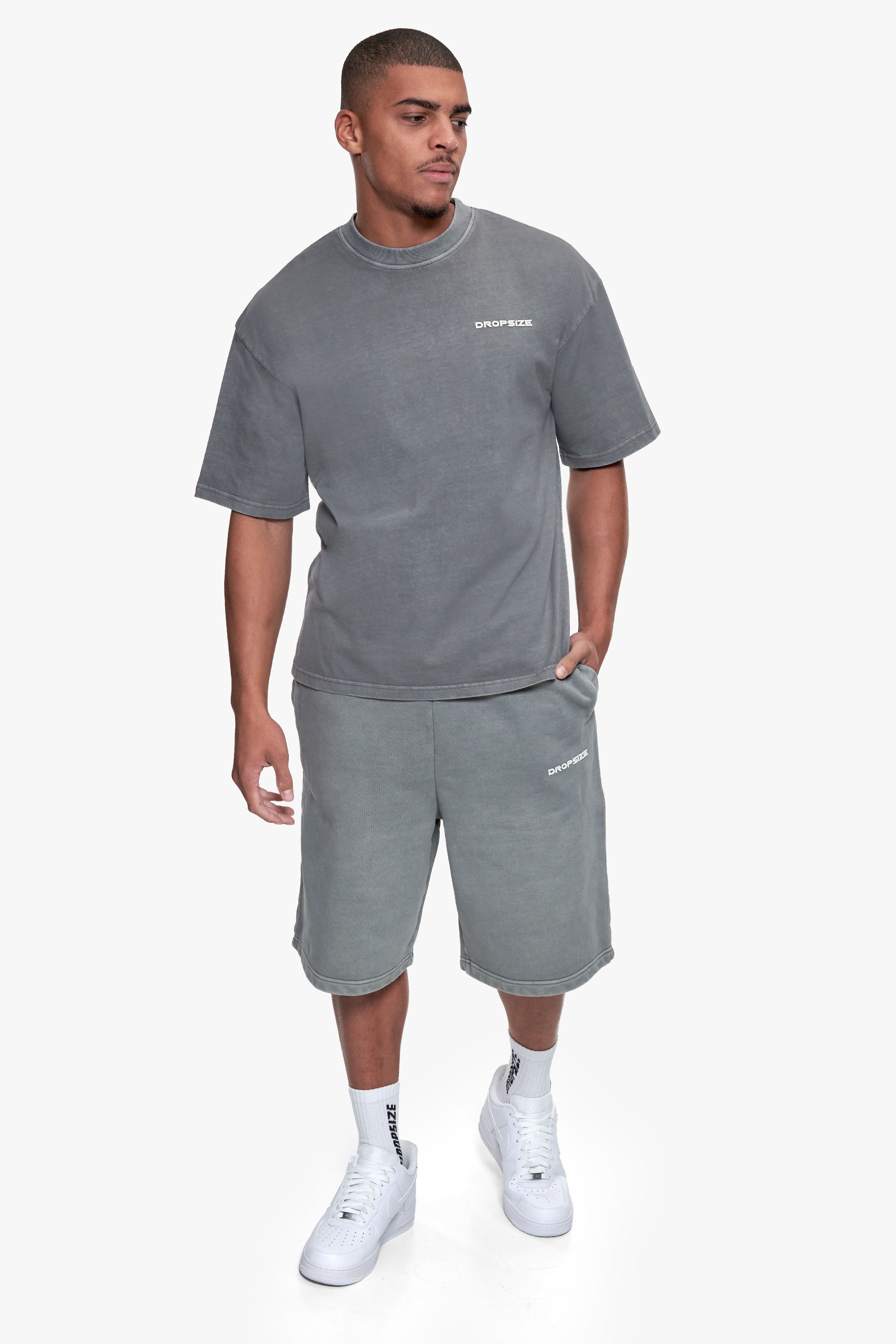 ESSENTIAL LOGO T-SHIRT WASHED GREY