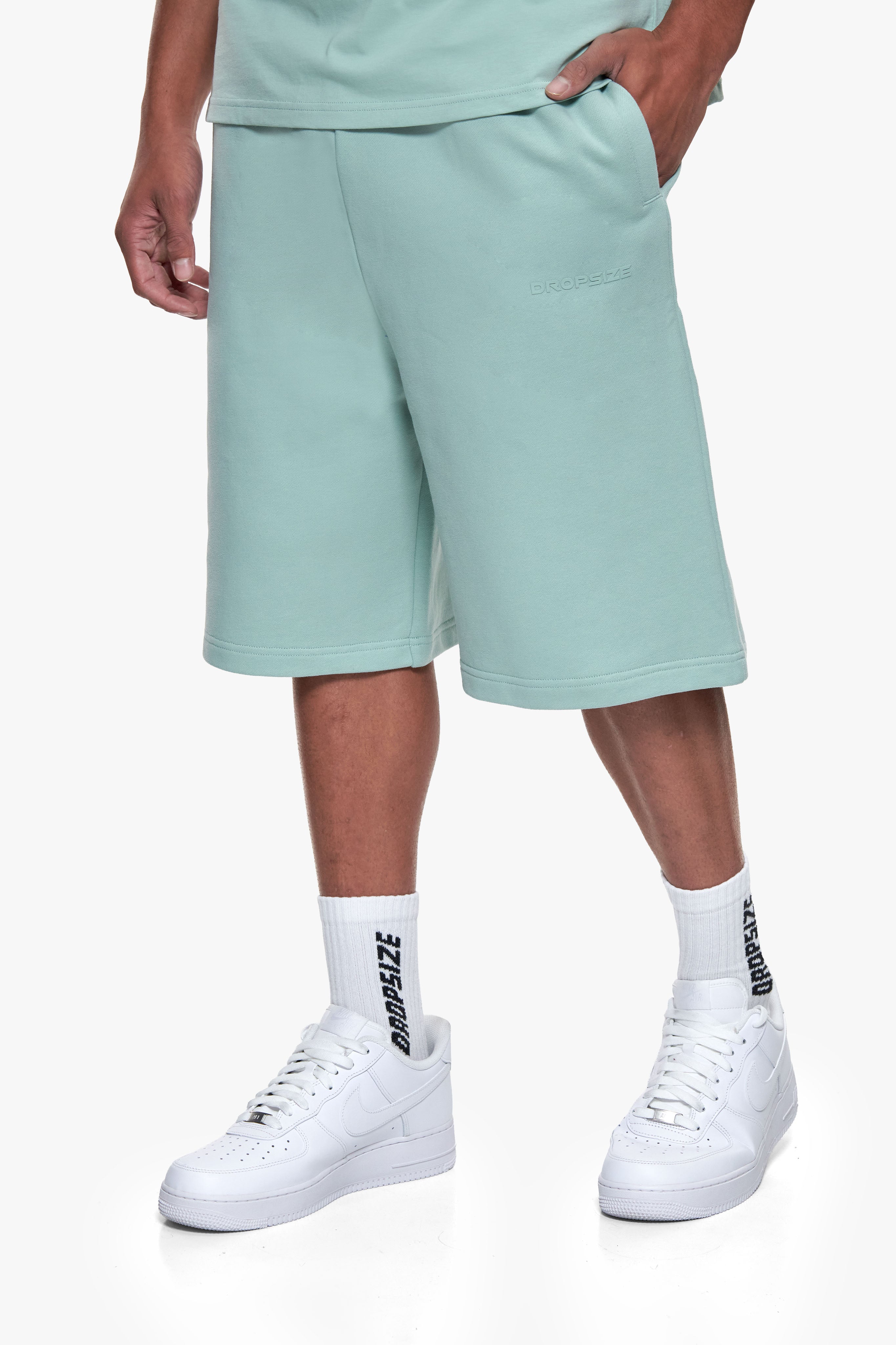 ESSENTIAL LOGO SWEAT SHORTS HARBOR GREY