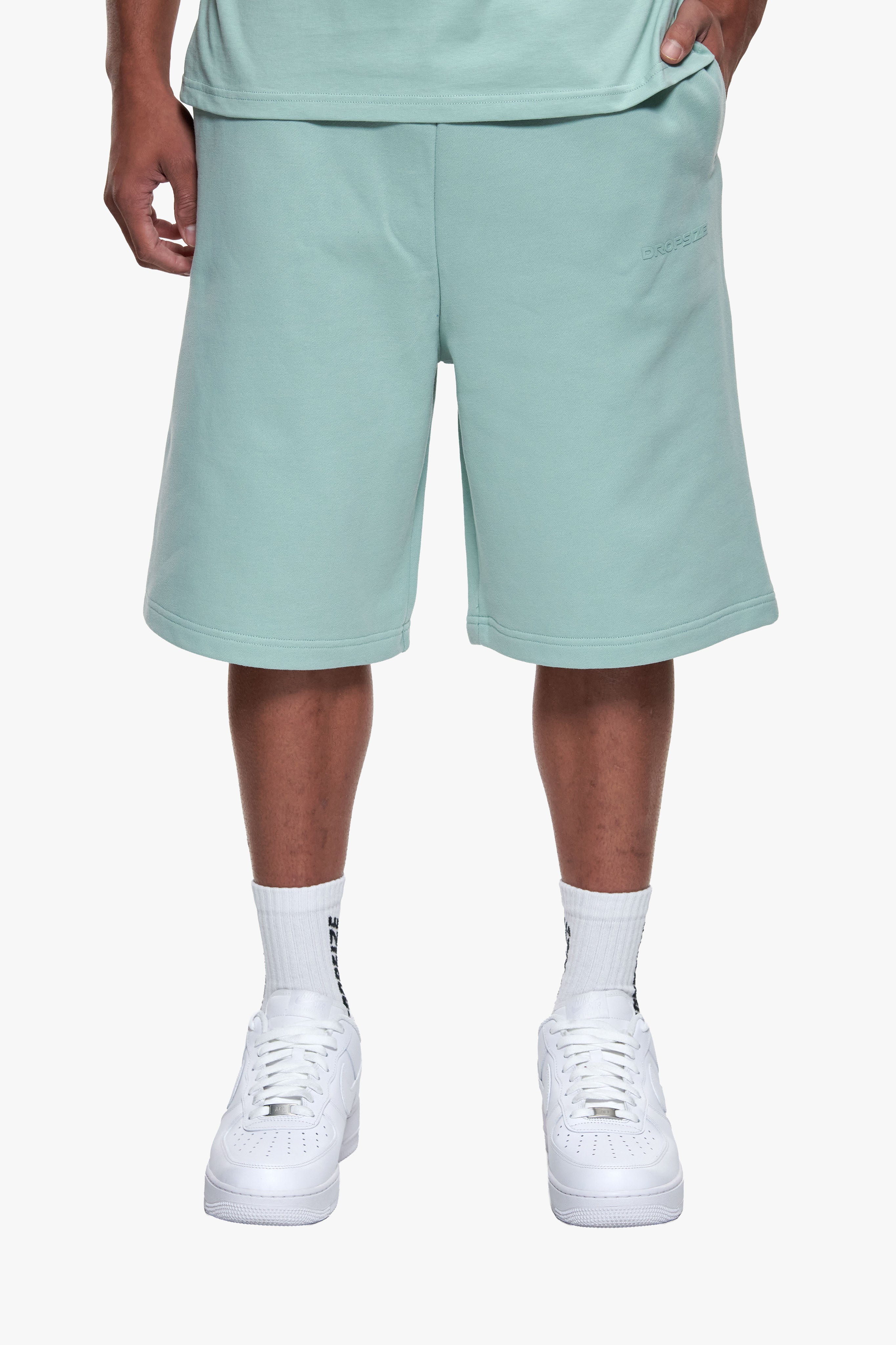 ESSENTIAL LOGO SWEAT SHORTS HARBOR GREY