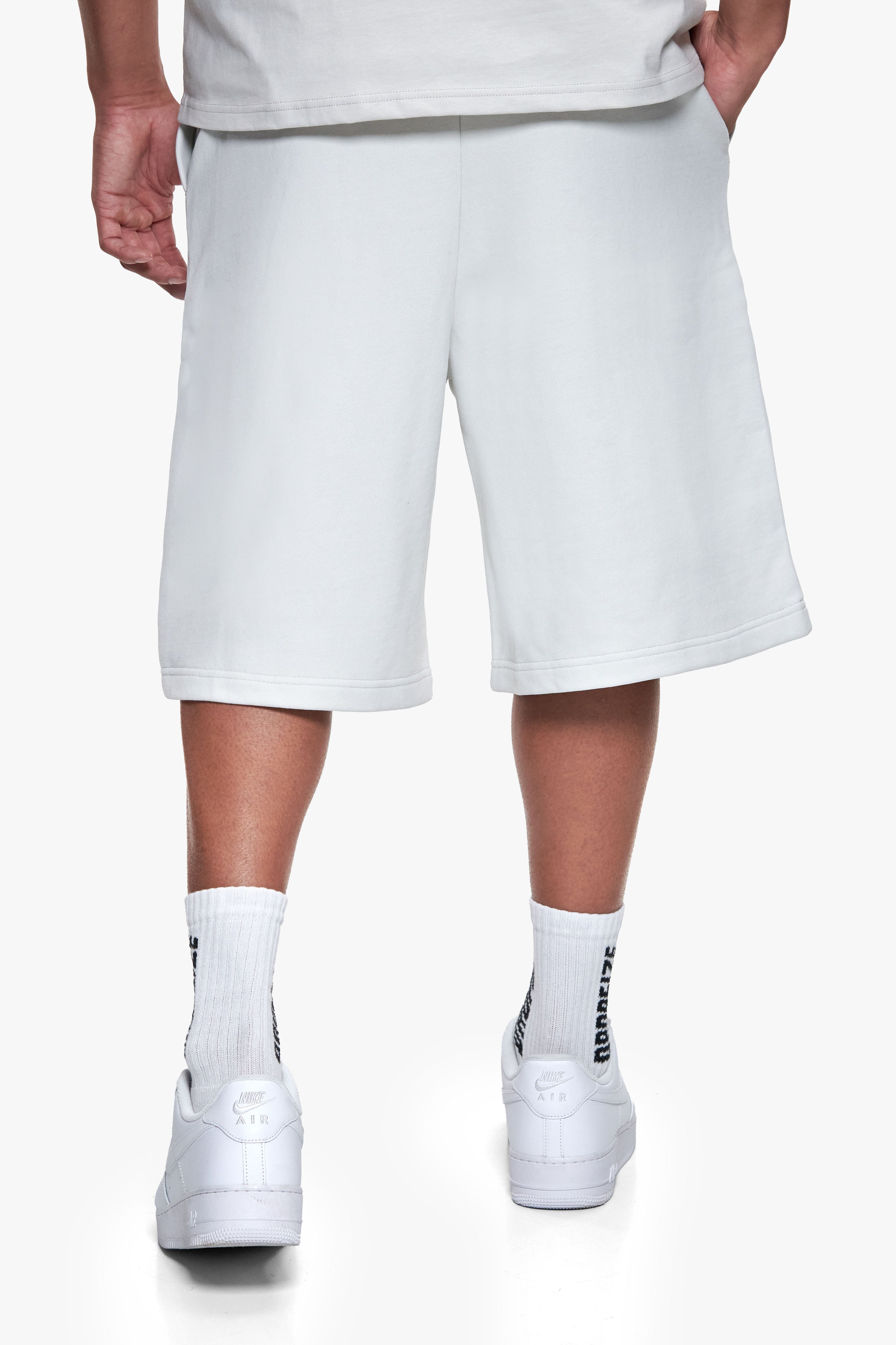 ESSENTIAL LOGO SWEAT SHORTS LIGHT GREY