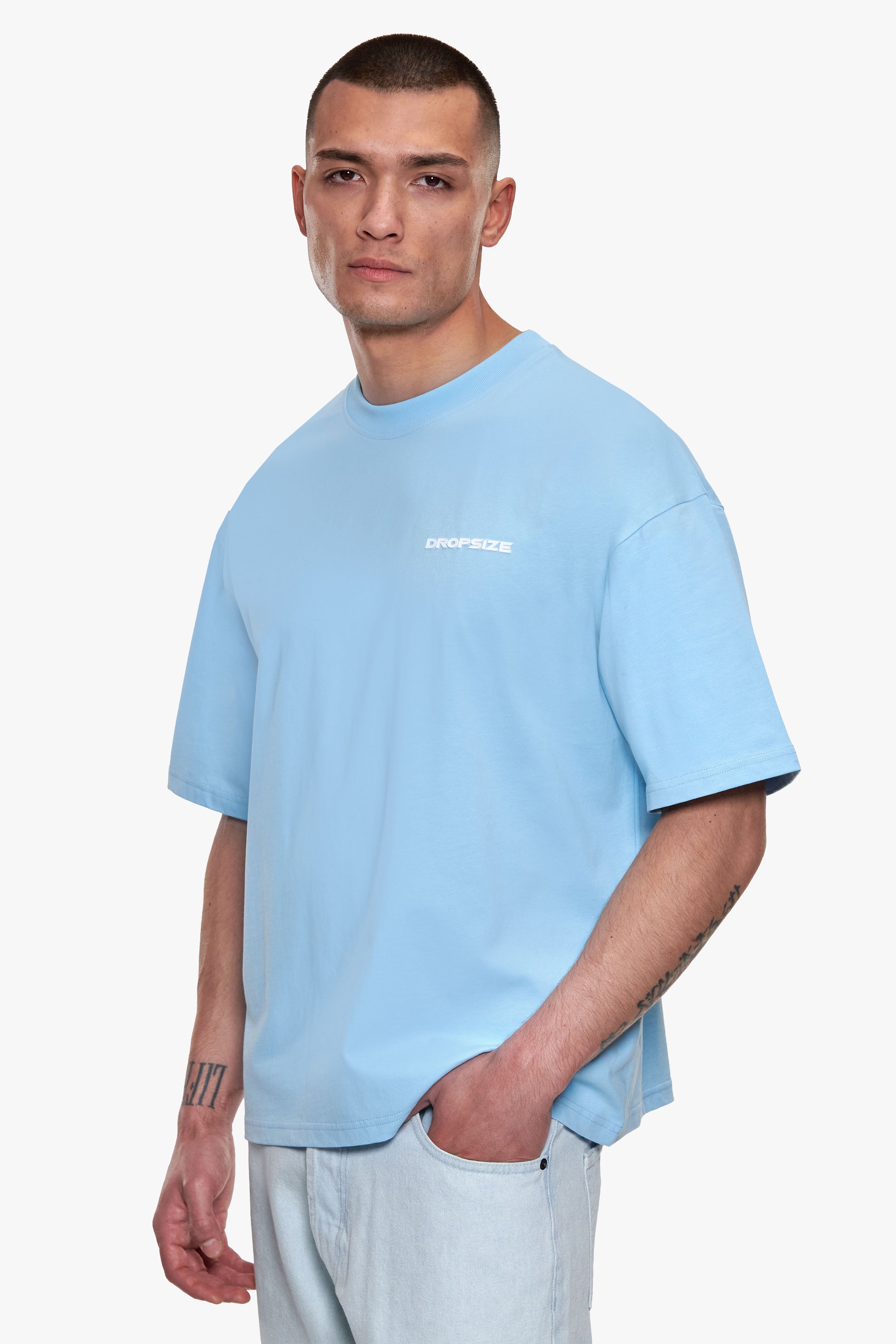ESSENTIAL LOGO T-SHIRT BABY BLUE