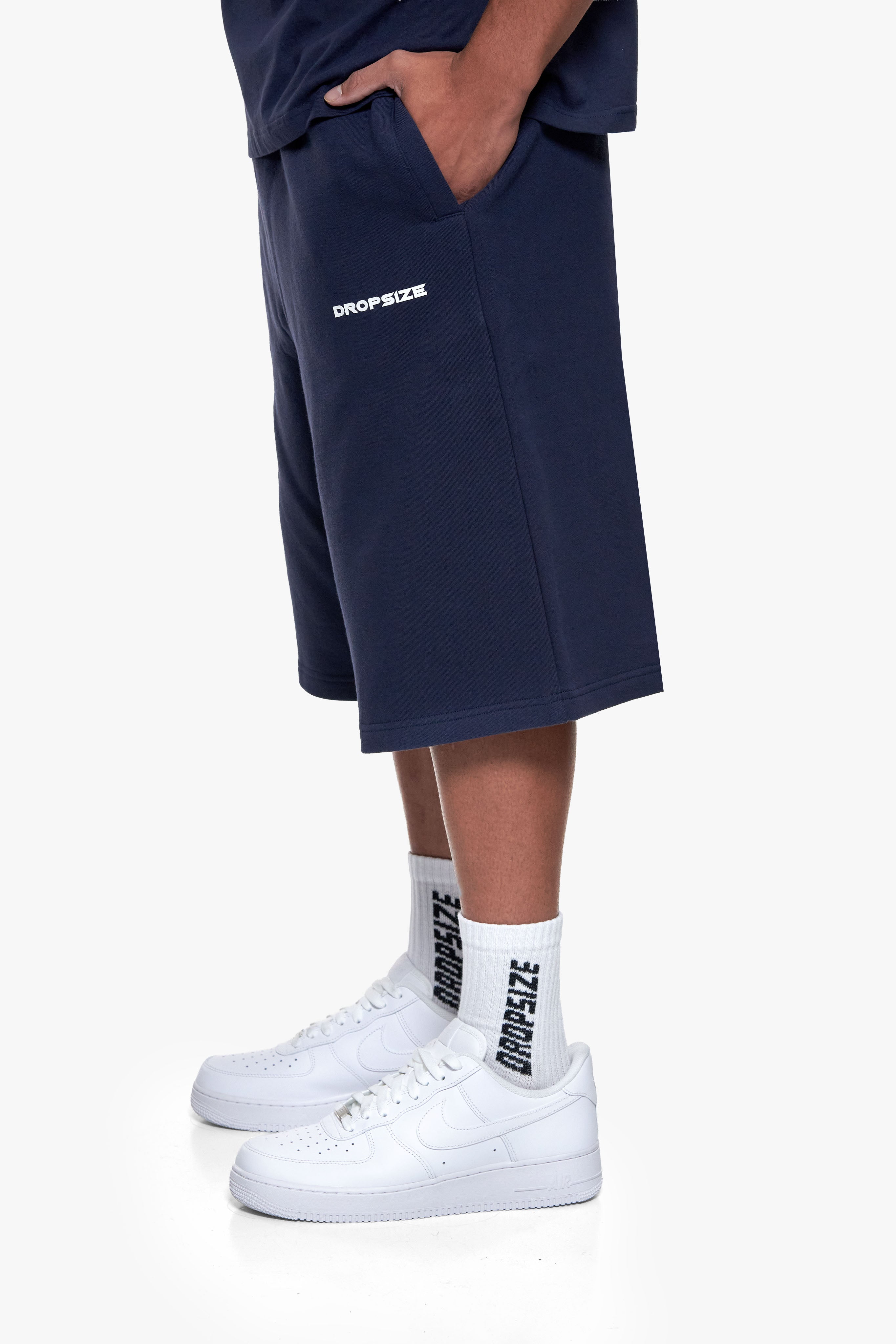 ESSENTIAL LOGO SWEAT SHORTS SPACE BLUE